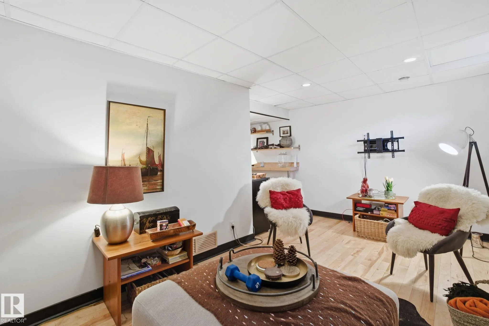 223 DICKINSFIELD Court