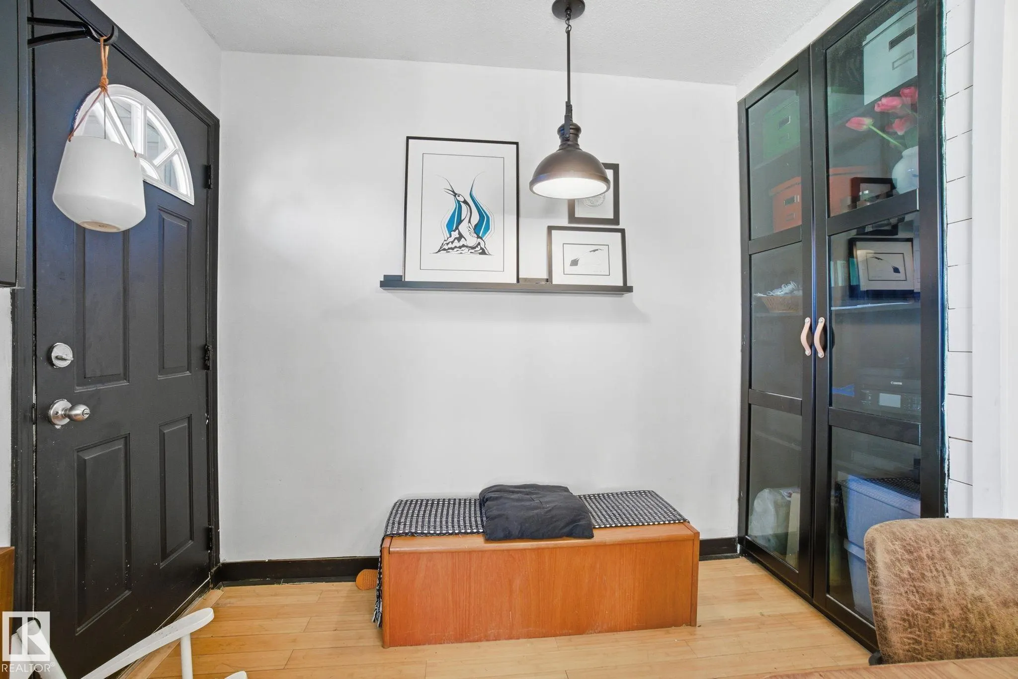 223 DICKINSFIELD Court