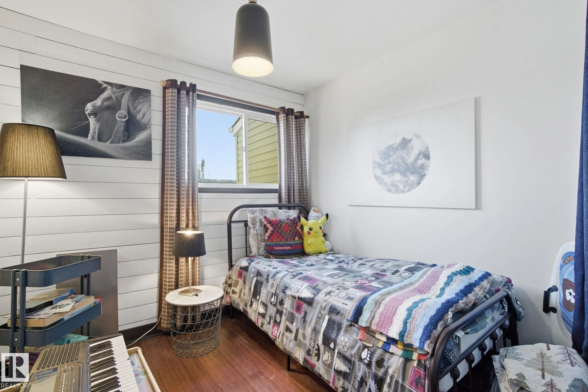 223 DICKINSFIELD Court