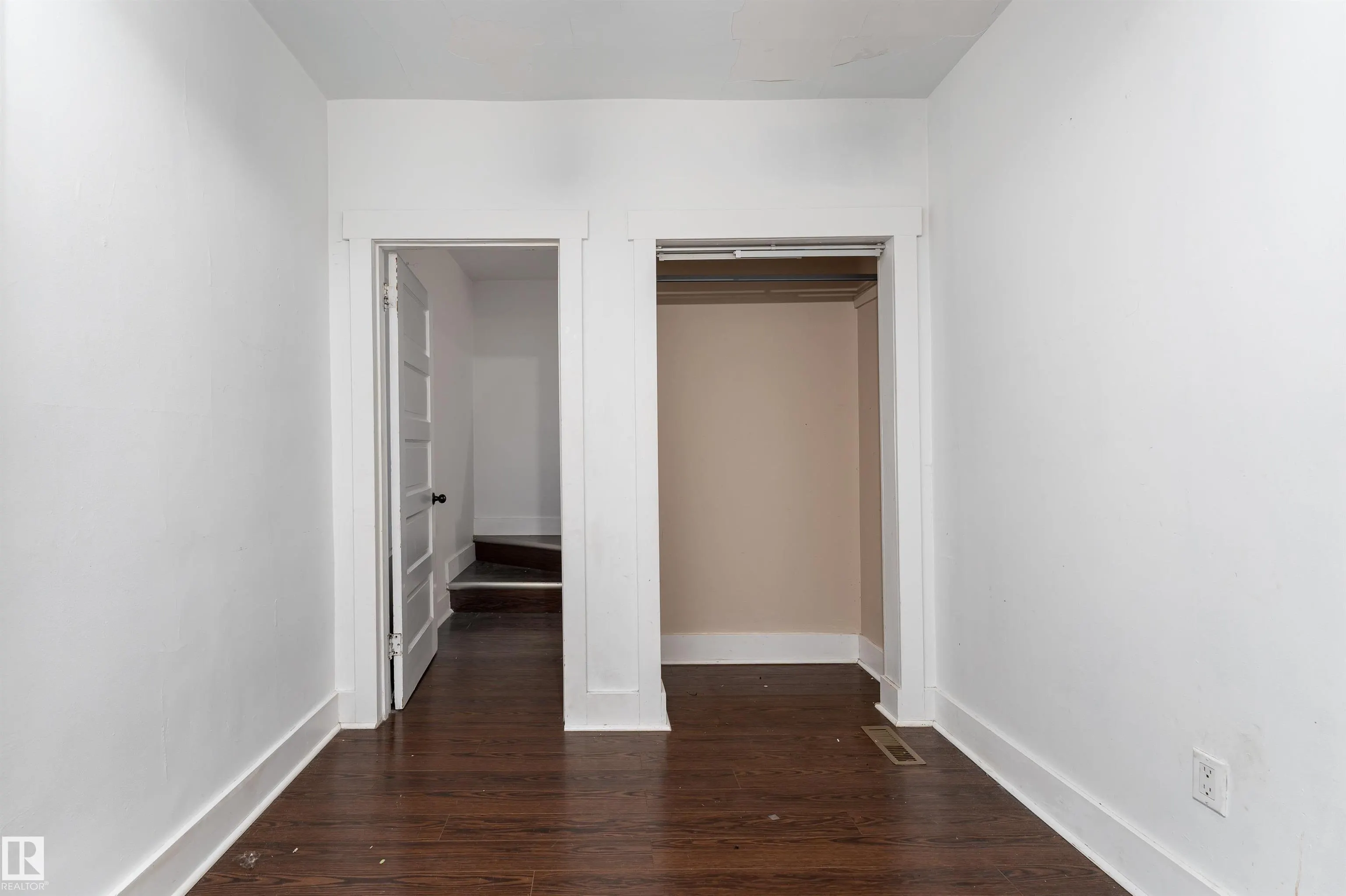 12018 95 Street