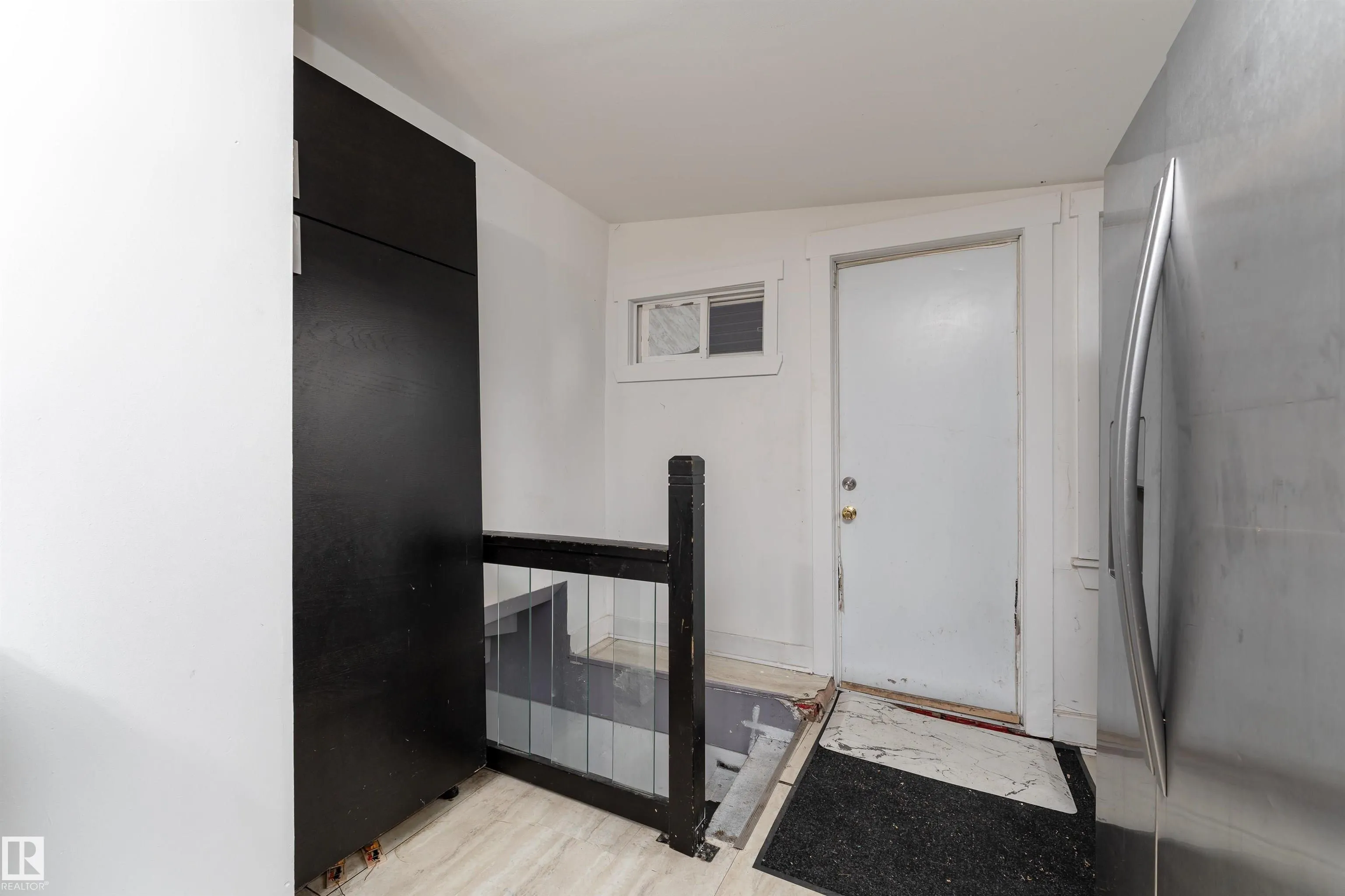 12018 95 Street