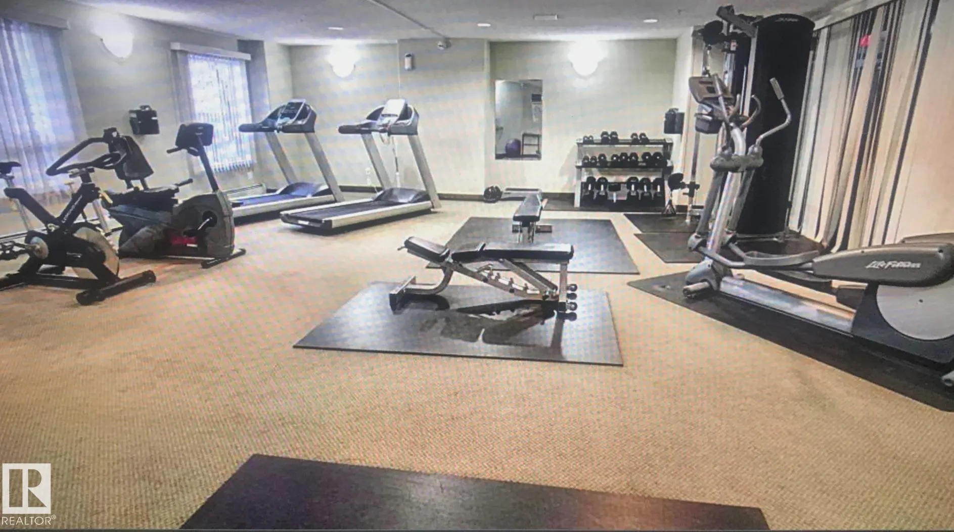 330 CLAREVIEW STATION Drive