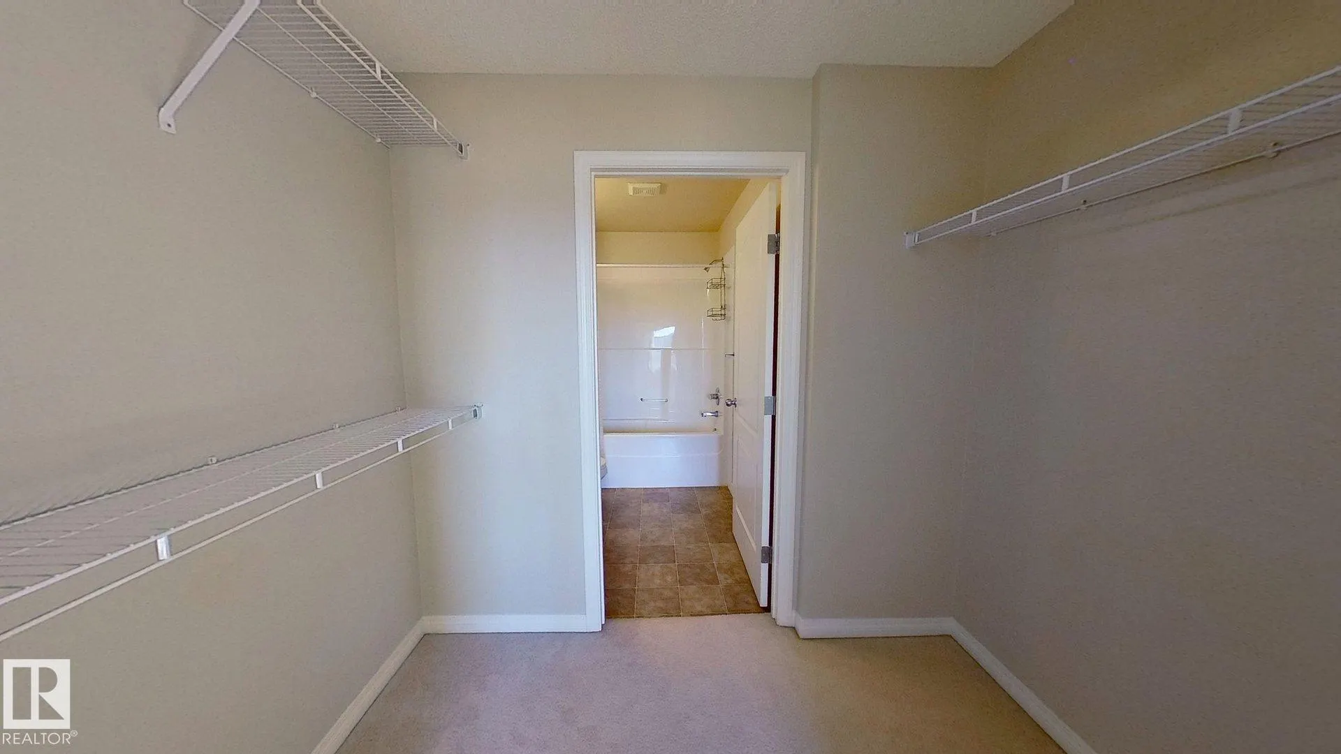 330 CLAREVIEW STATION Drive