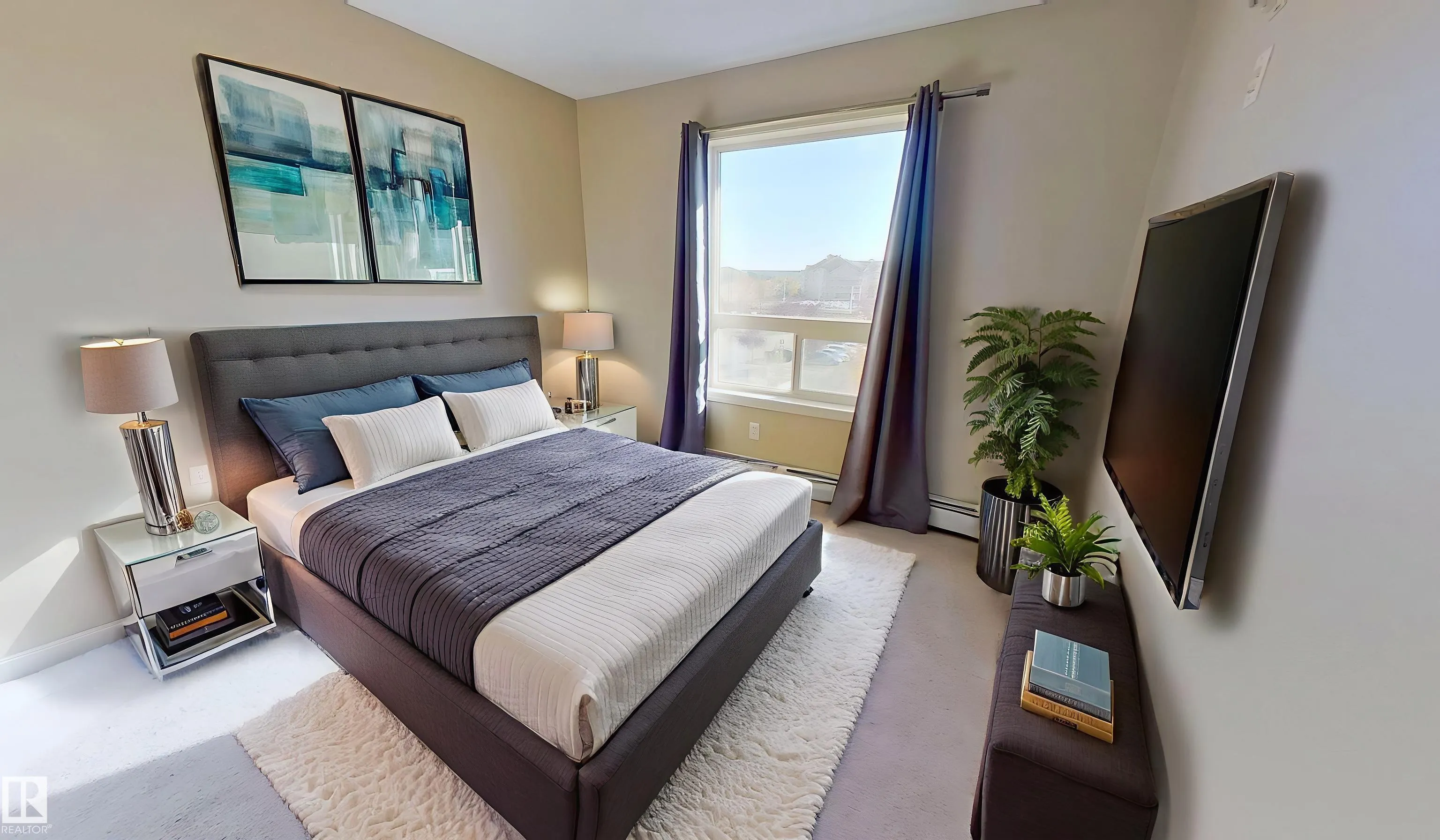 330 CLAREVIEW STATION Drive