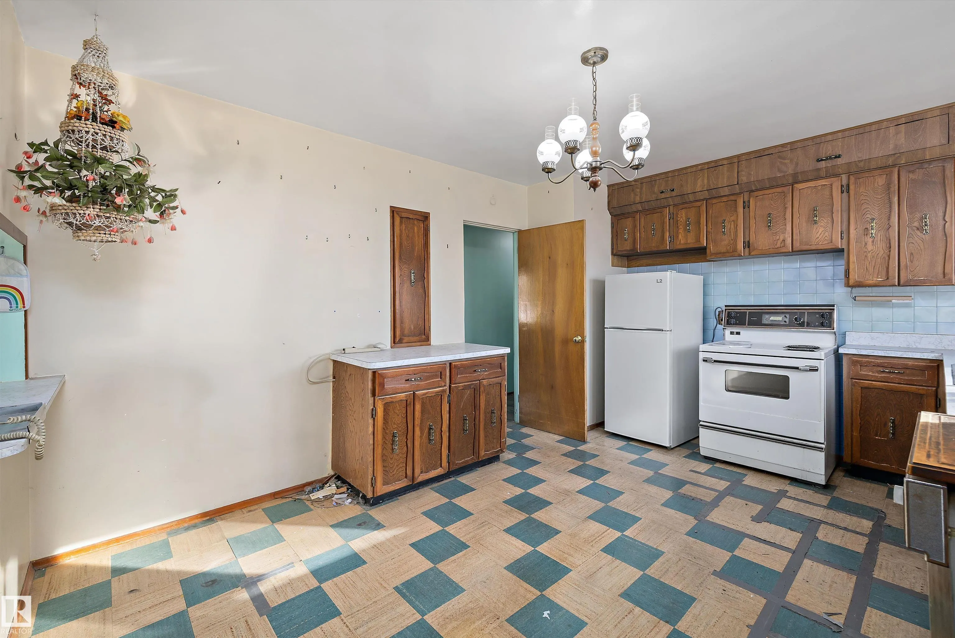 13711 133 Avenue