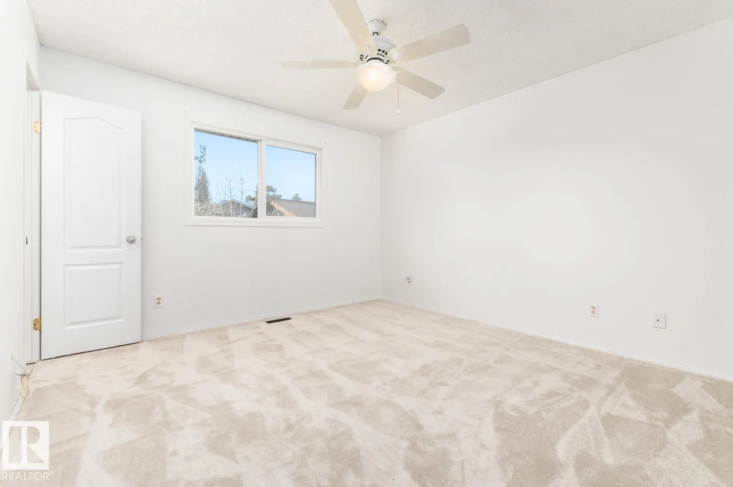 26 WEST TERRACE Place