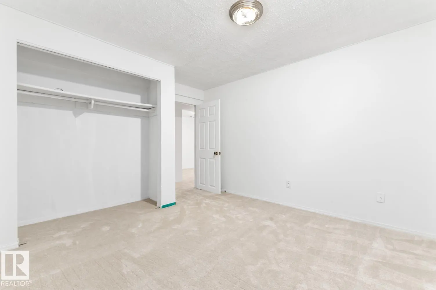 26 WEST TERRACE Place