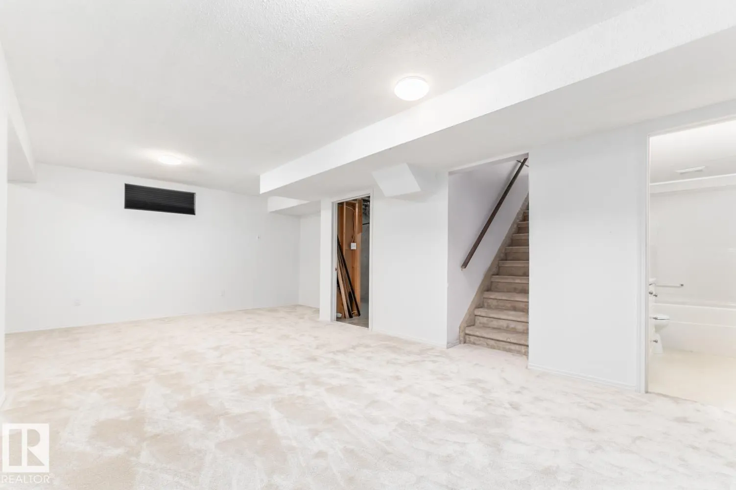 26 WEST TERRACE Place