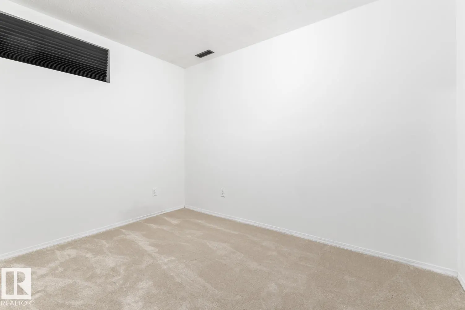 26 WEST TERRACE Place