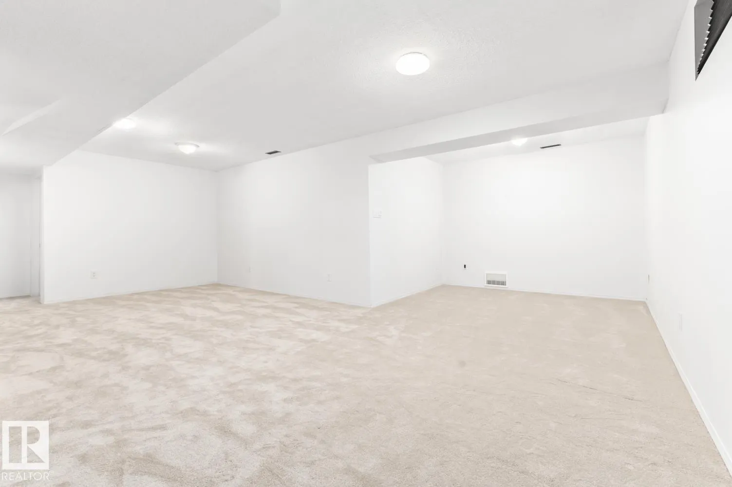 26 WEST TERRACE Place