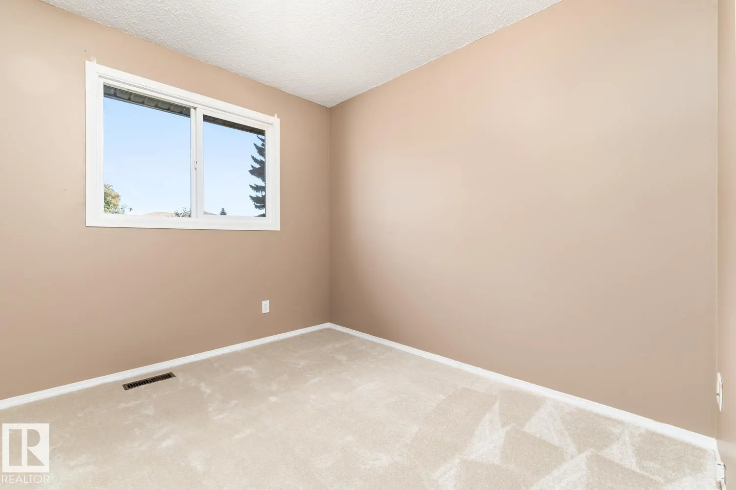 26 WEST TERRACE Place