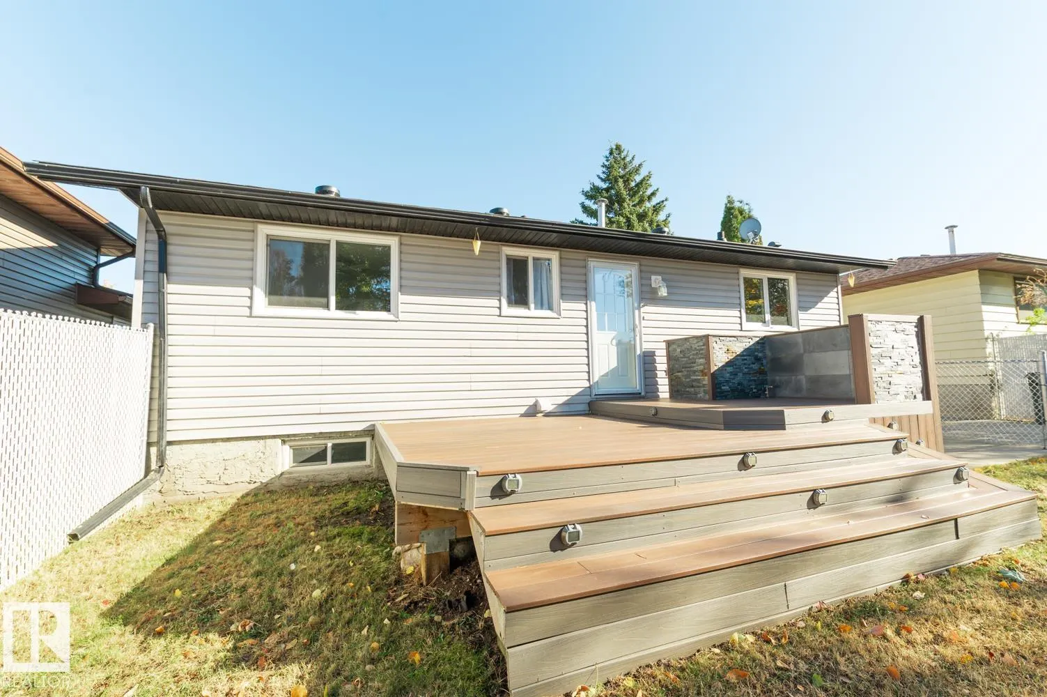 26 WEST TERRACE Place