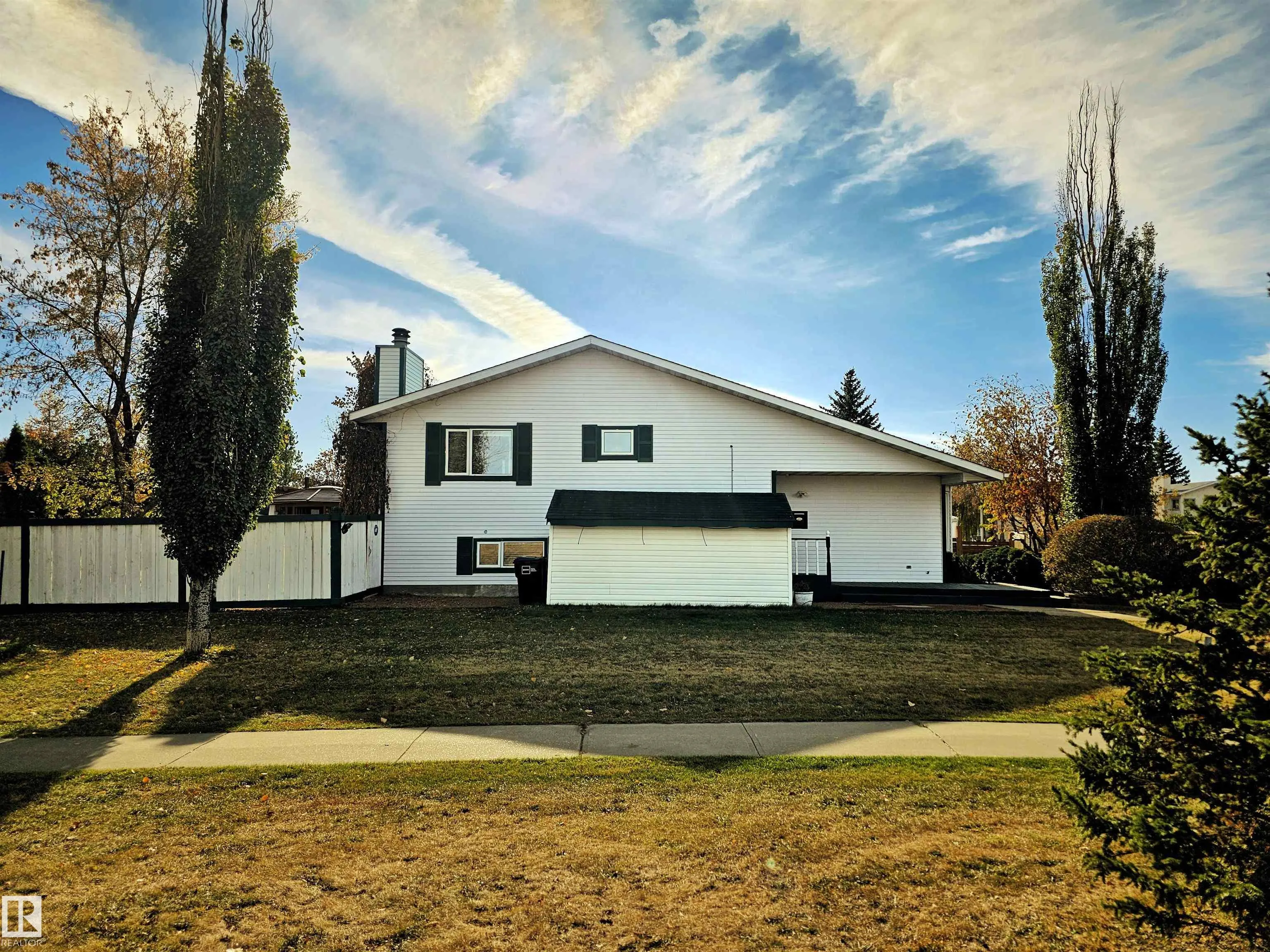8223 189A Street
