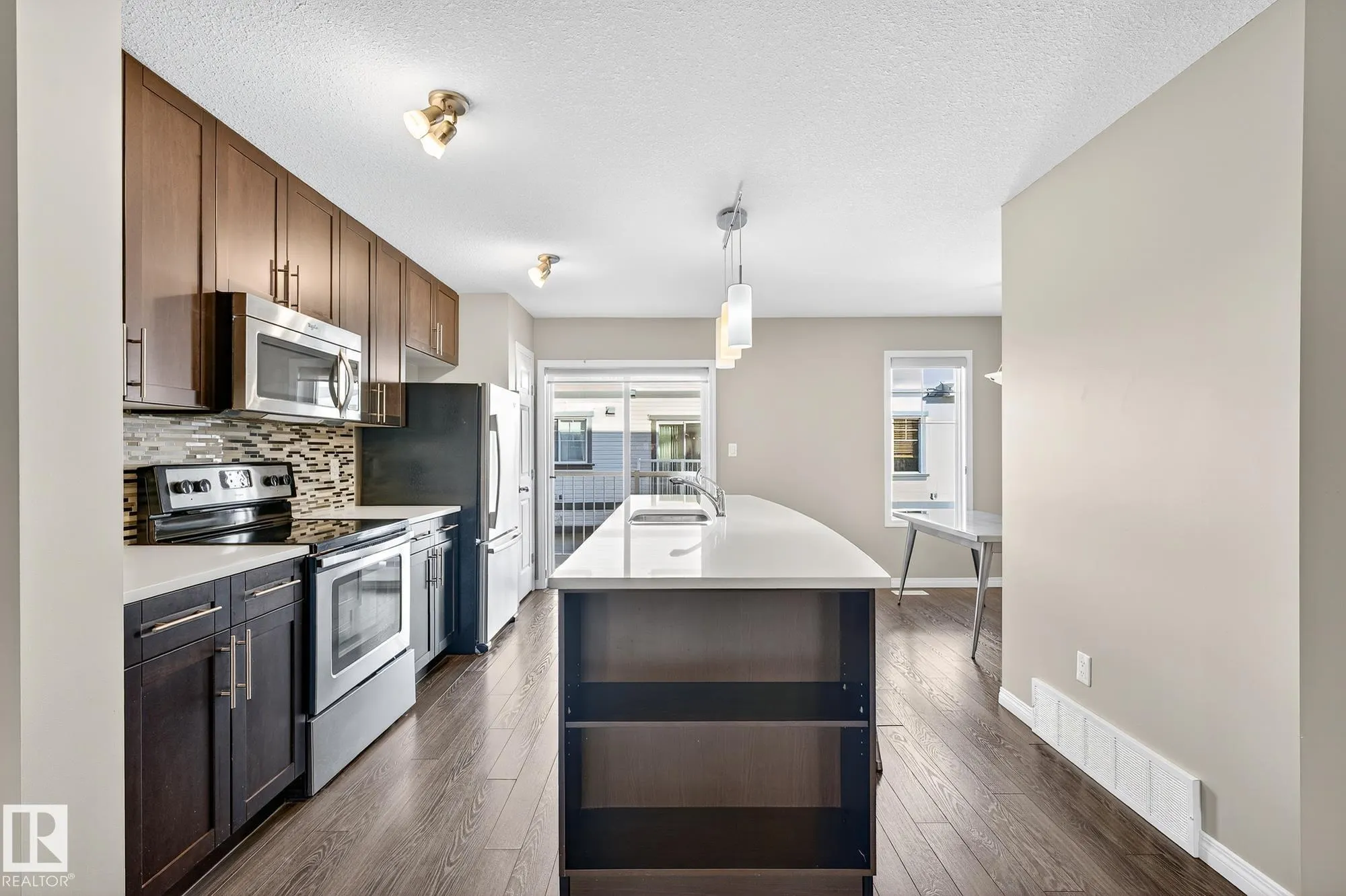 4850 TERWILLEGAR Common