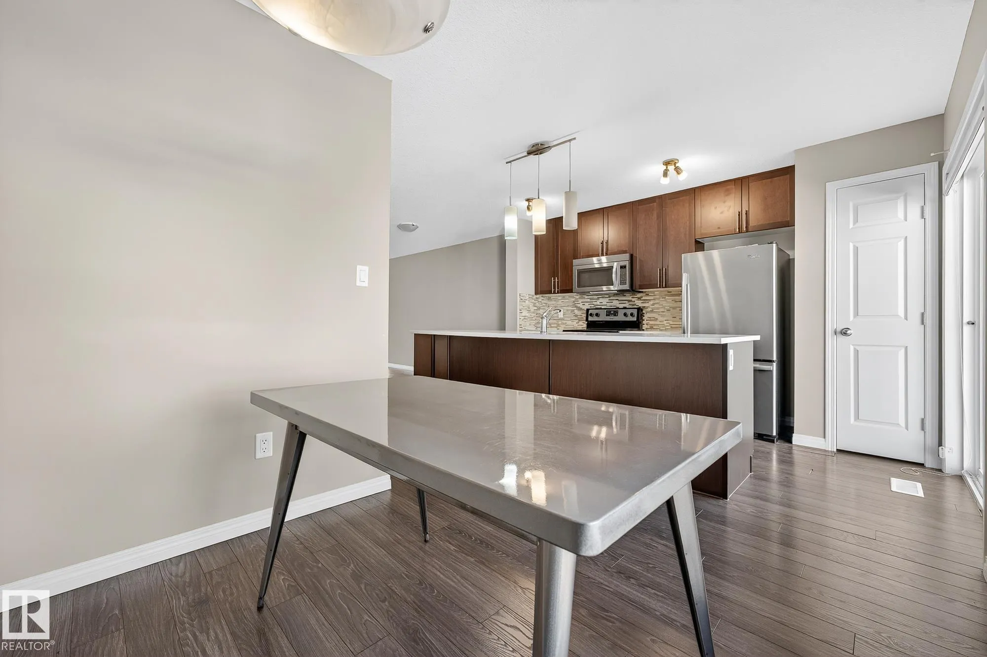 4850 TERWILLEGAR Common