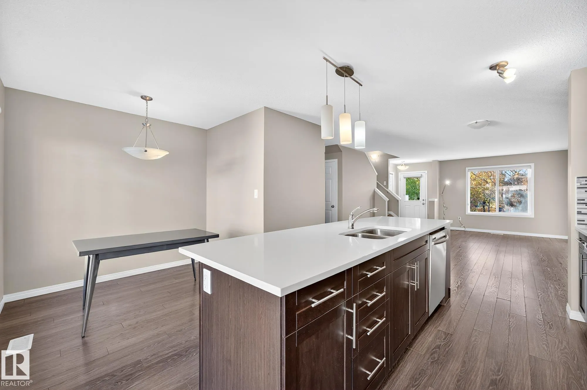 4850 TERWILLEGAR Common