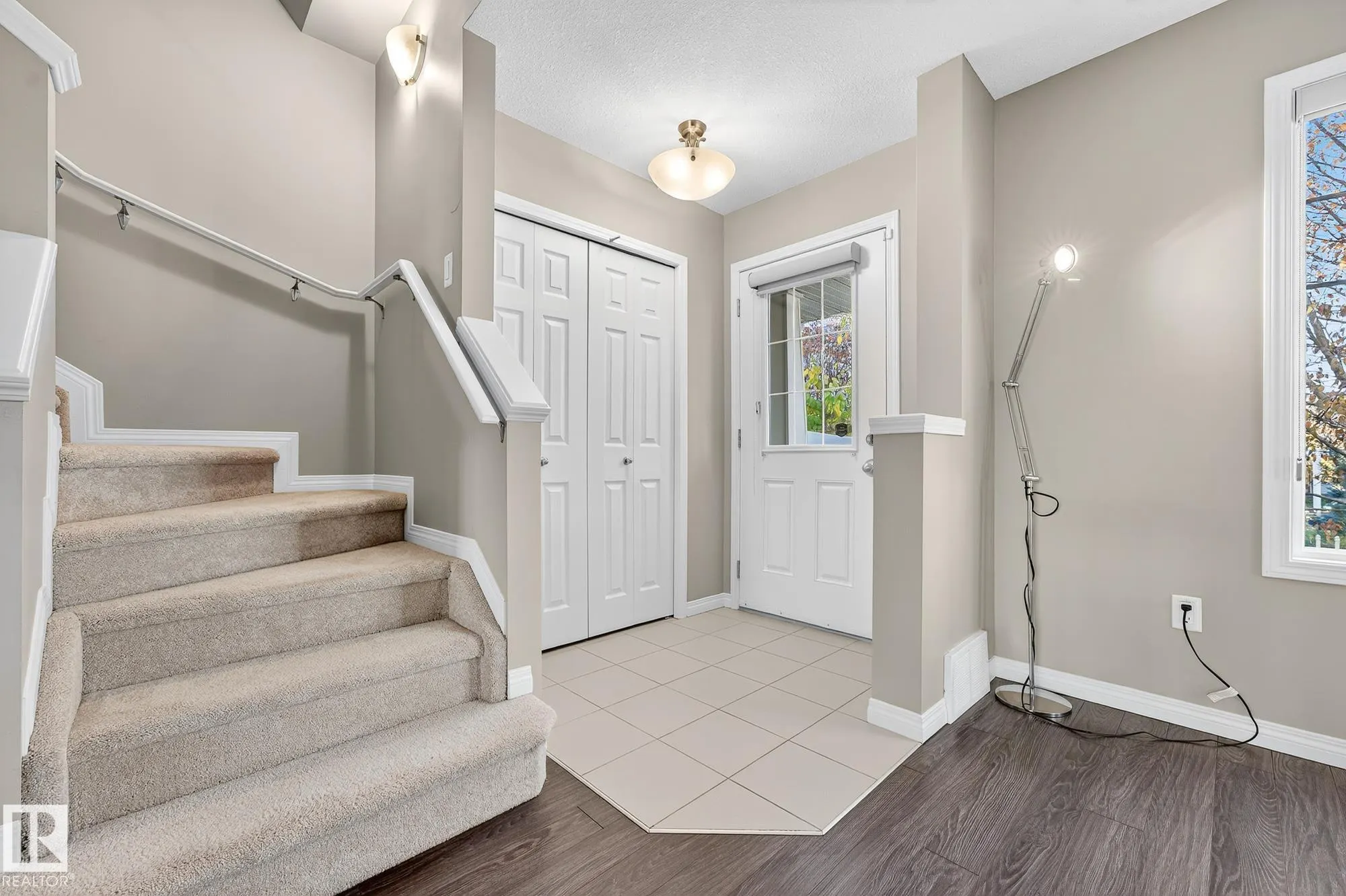 4850 TERWILLEGAR Common