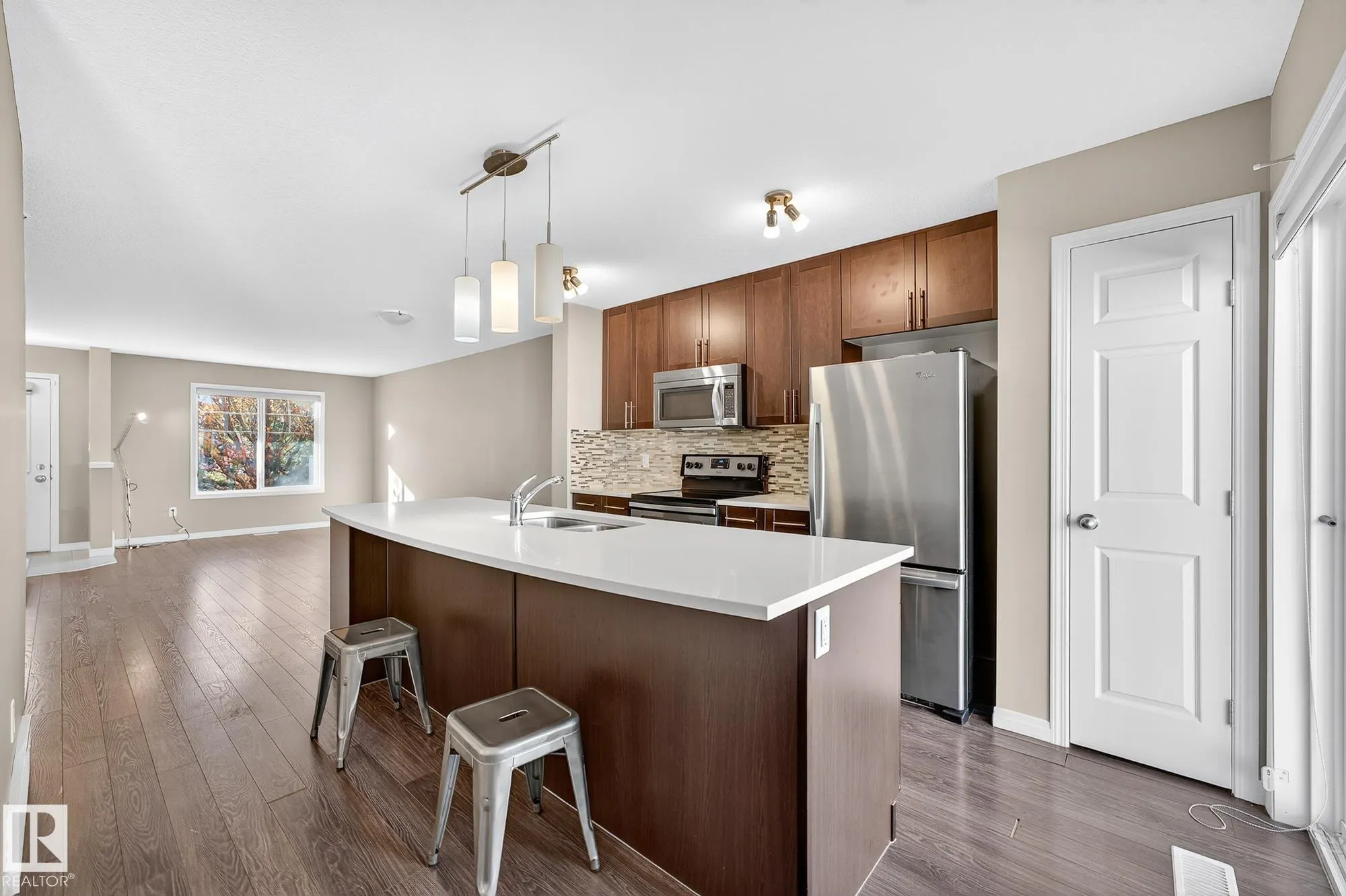 4850 TERWILLEGAR Common