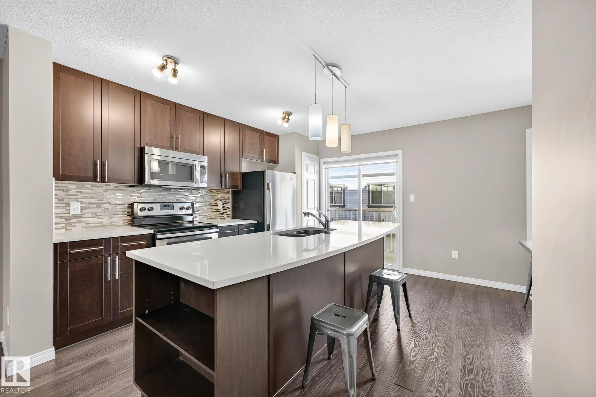 4850 TERWILLEGAR Common