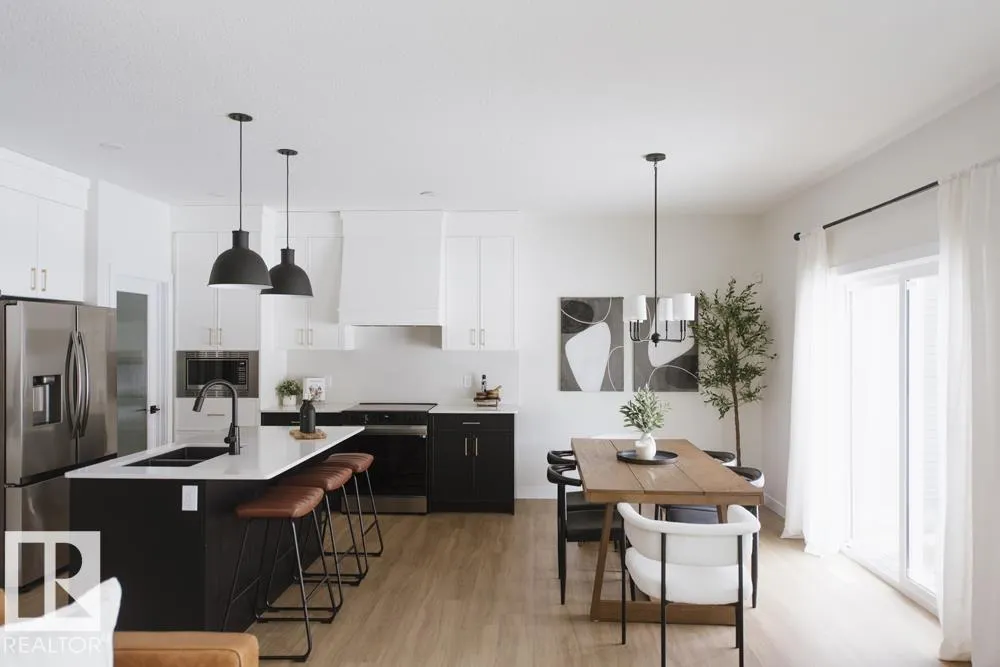 6 Coulee Close