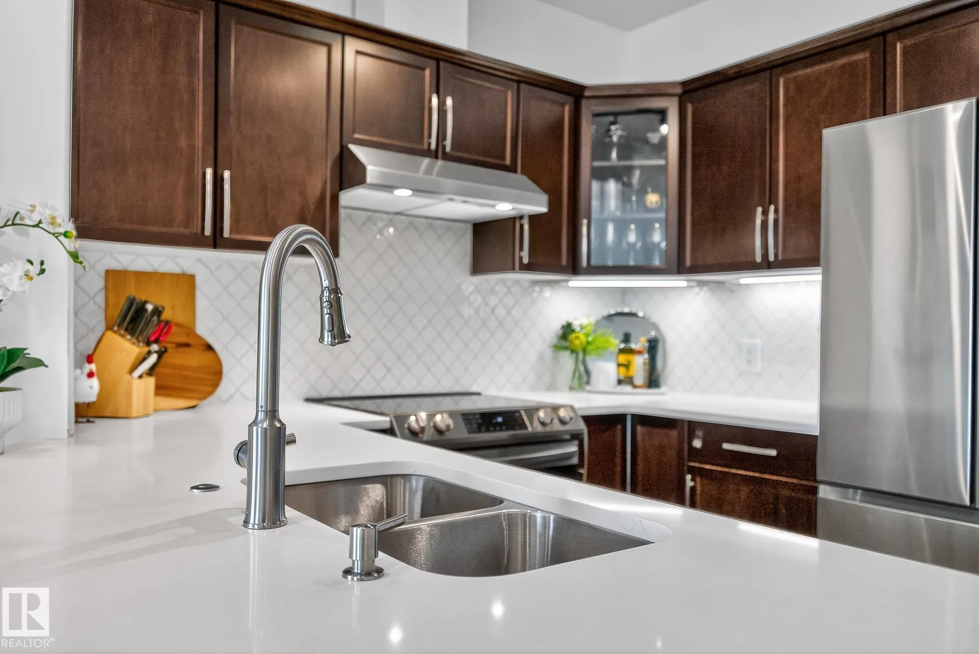 11505 ELLERSLIE Road