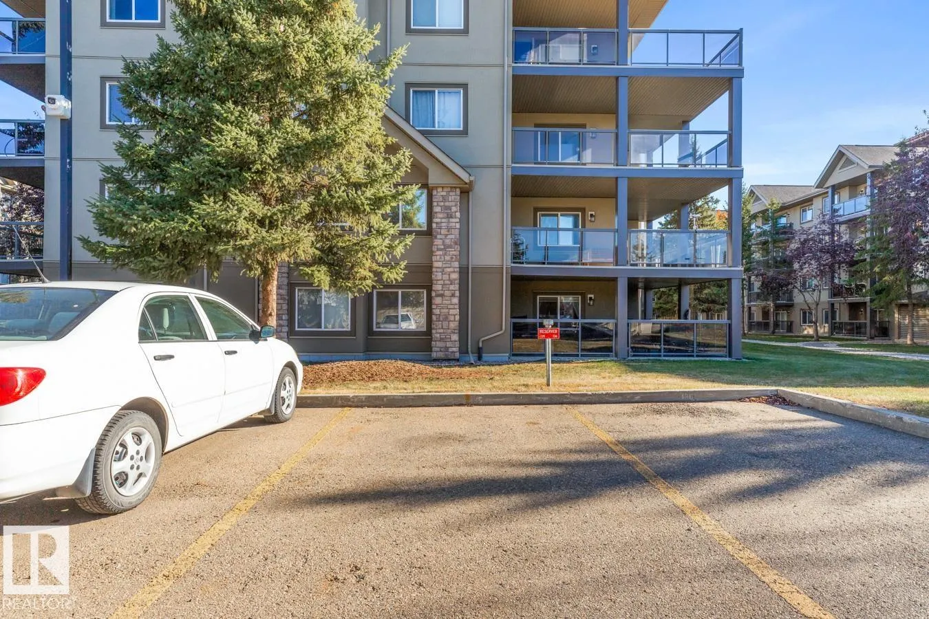 279 SUDER GREENS Drive