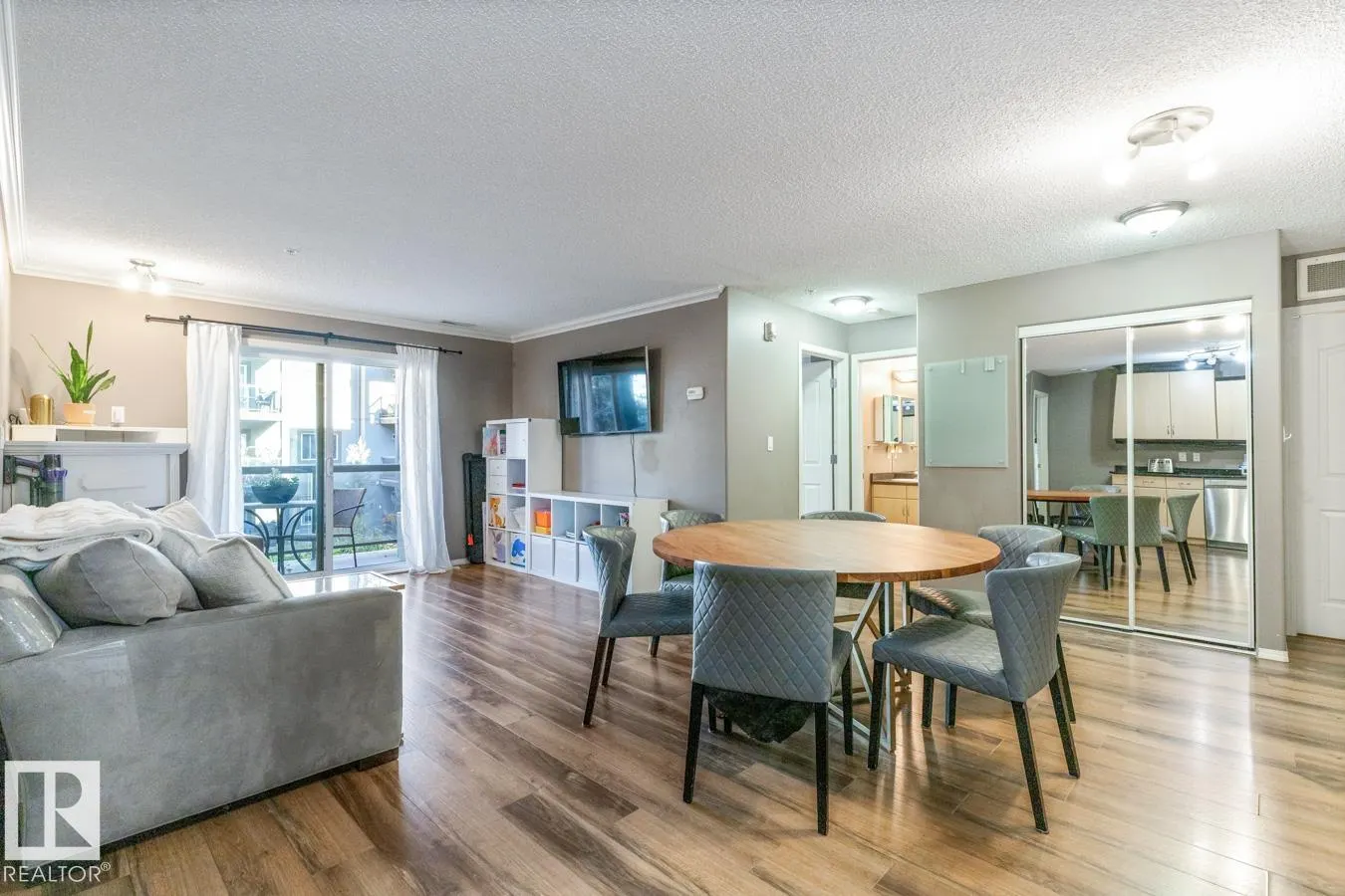 279 SUDER GREENS Drive