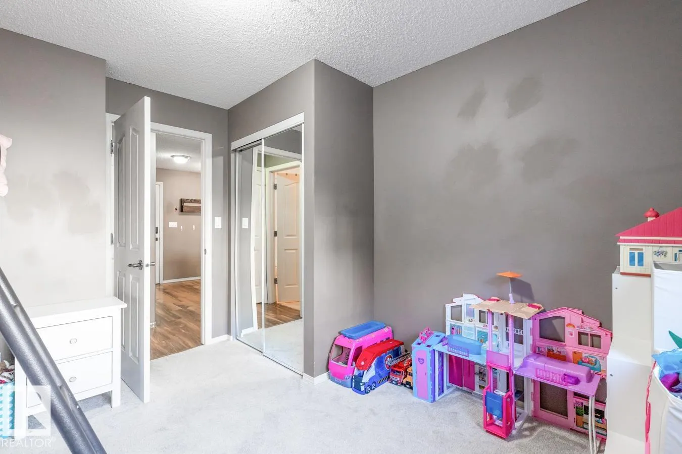 279 SUDER GREENS Drive