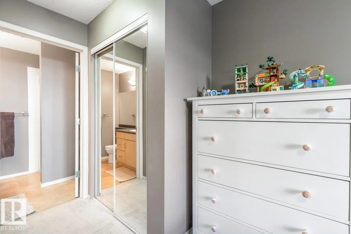 279 SUDER GREENS Drive