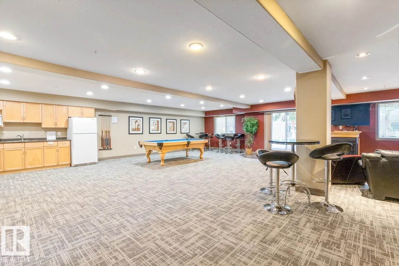 279 SUDER GREENS Drive