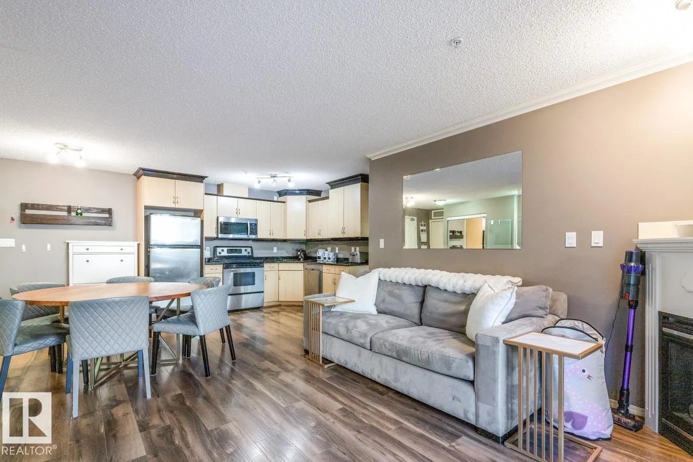 279 SUDER GREENS Drive