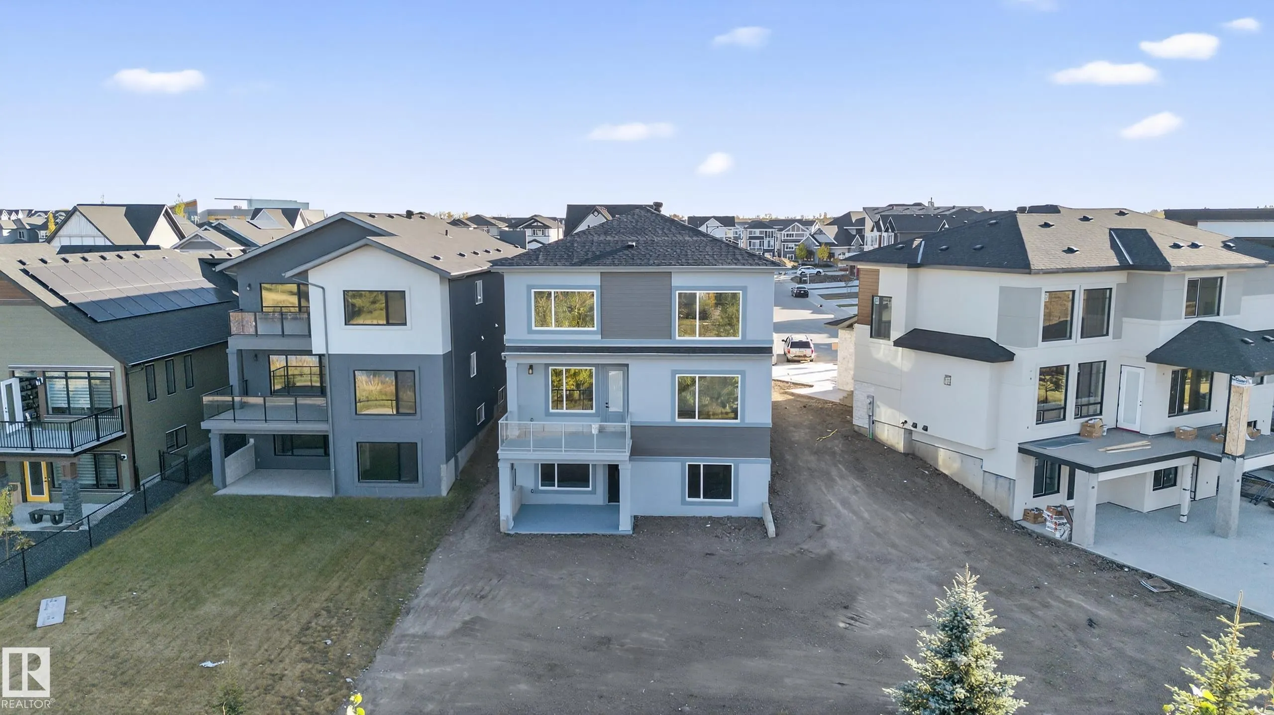 160 EDGEWATER Circle