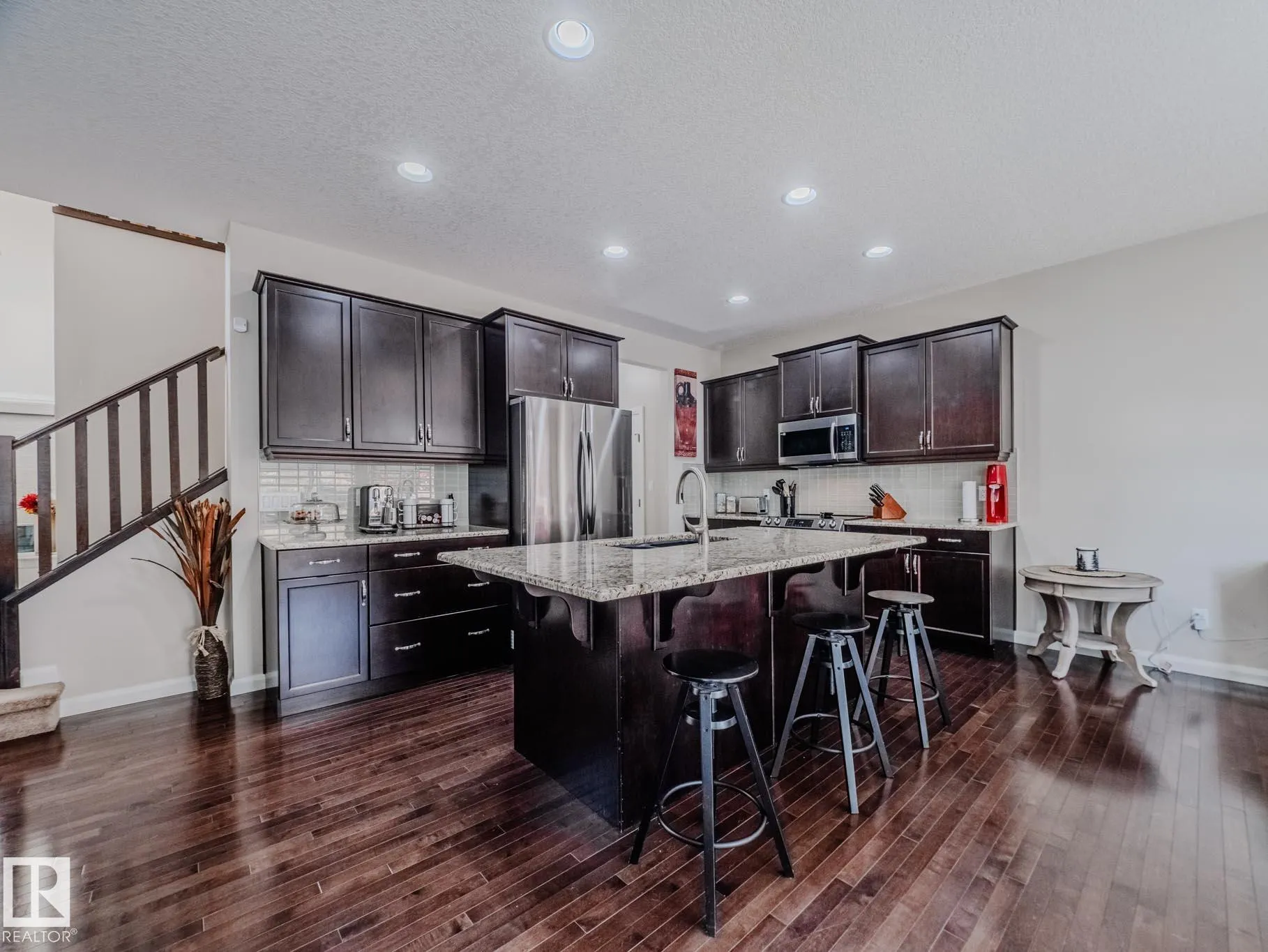 6212 SUNBROOK Lane