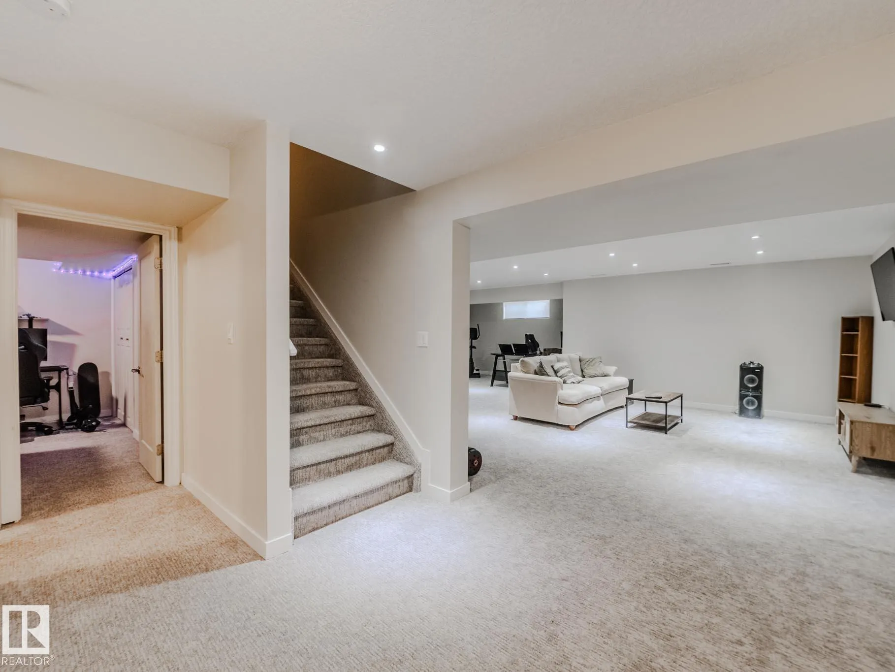 6212 SUNBROOK Lane