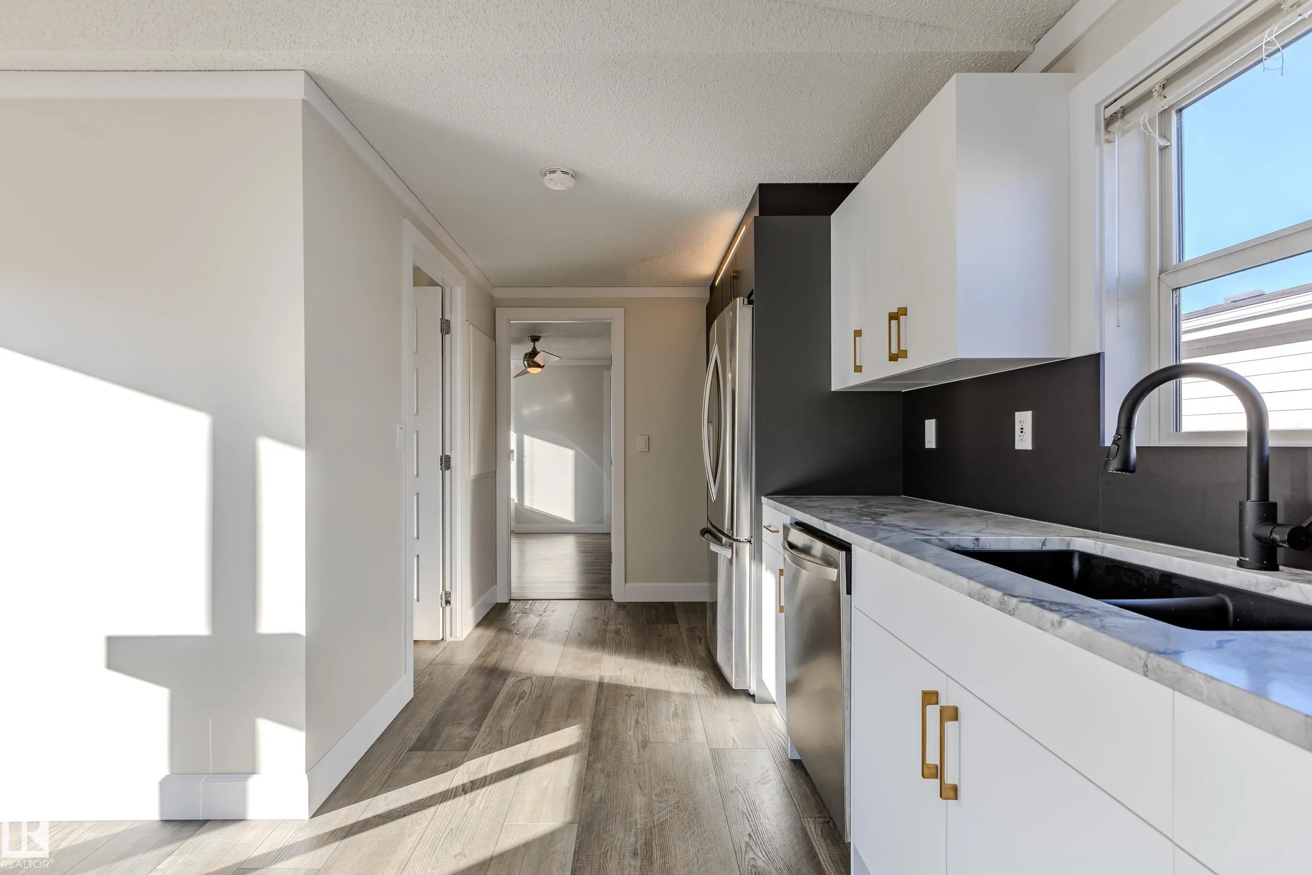 514 Maple Wood Crescent