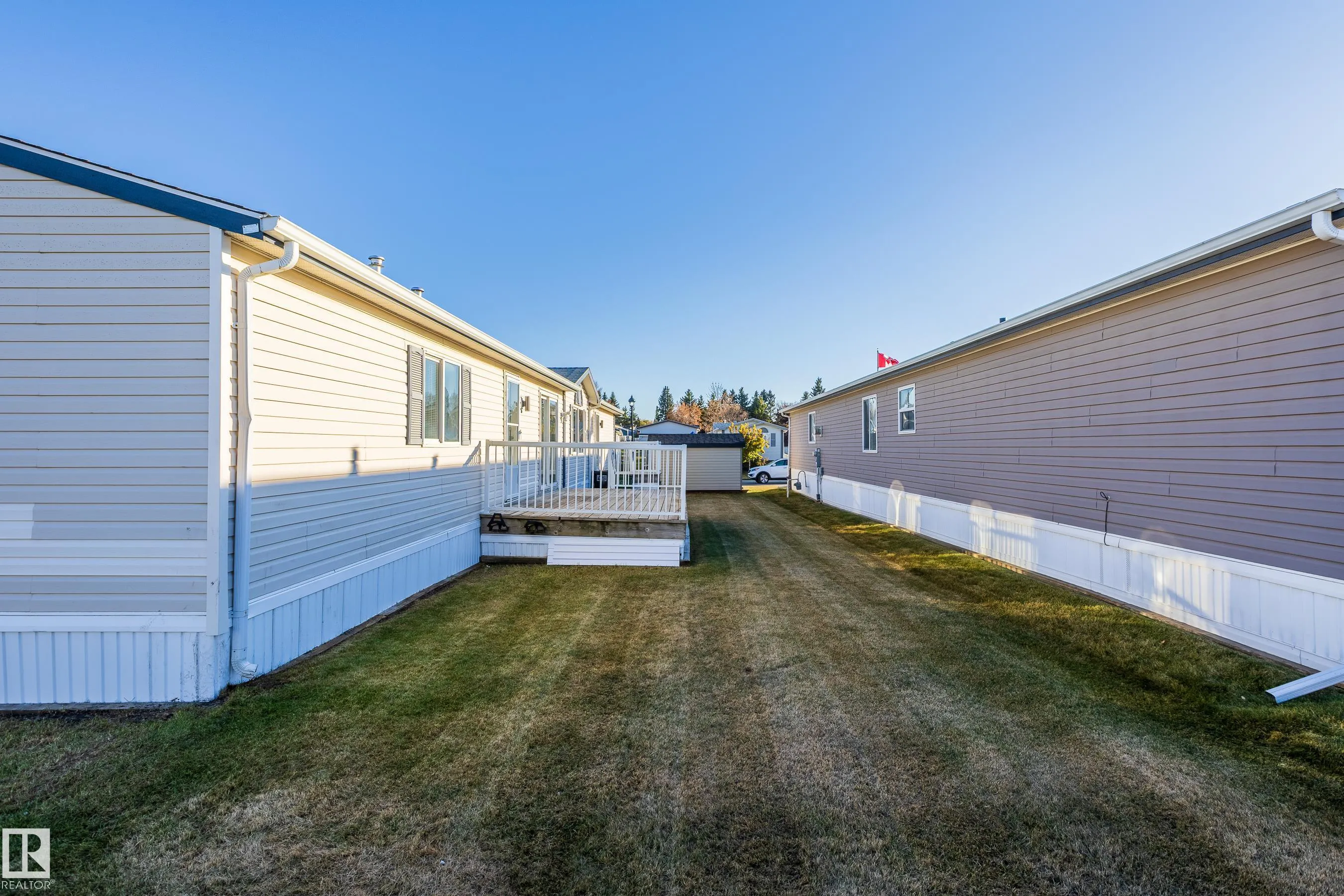514 Maple Wood Crescent
