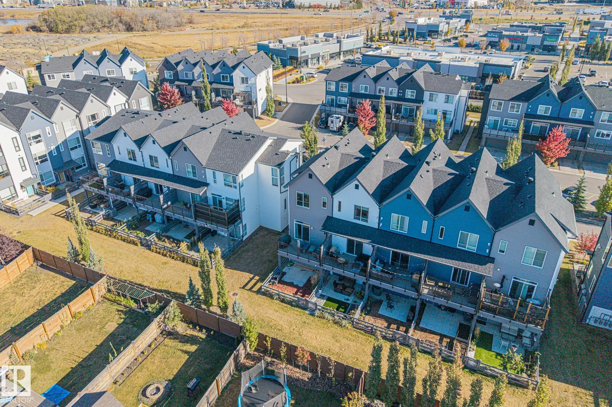 100 JENSEN LAKES Boulevard