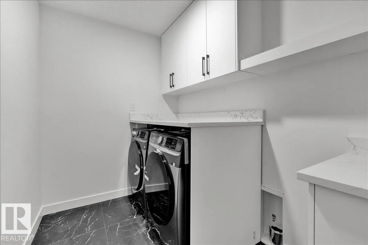1119 GYRFALCON Crescent