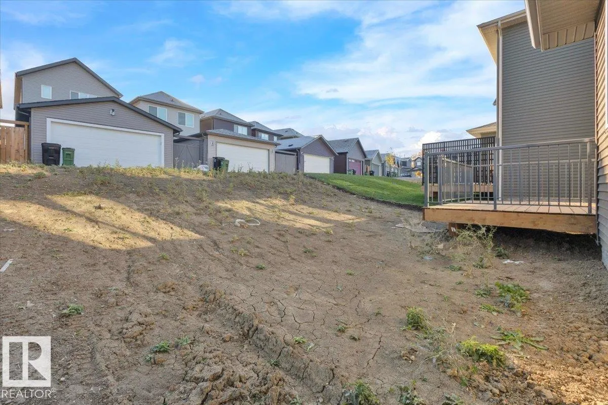 1115 GYRFALCON Crescent