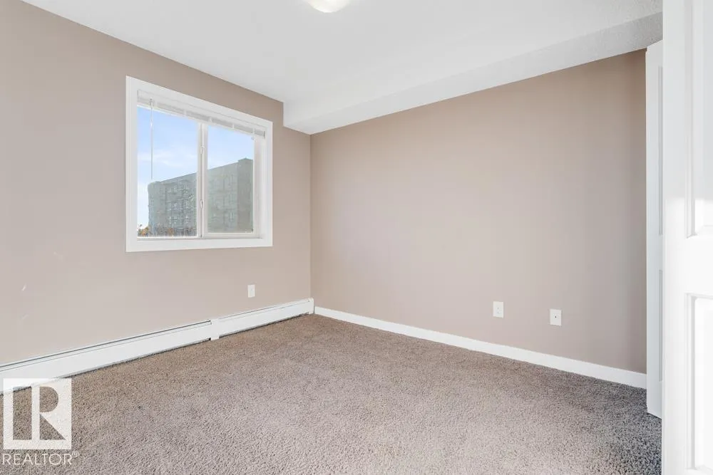 11803 22 Avenue