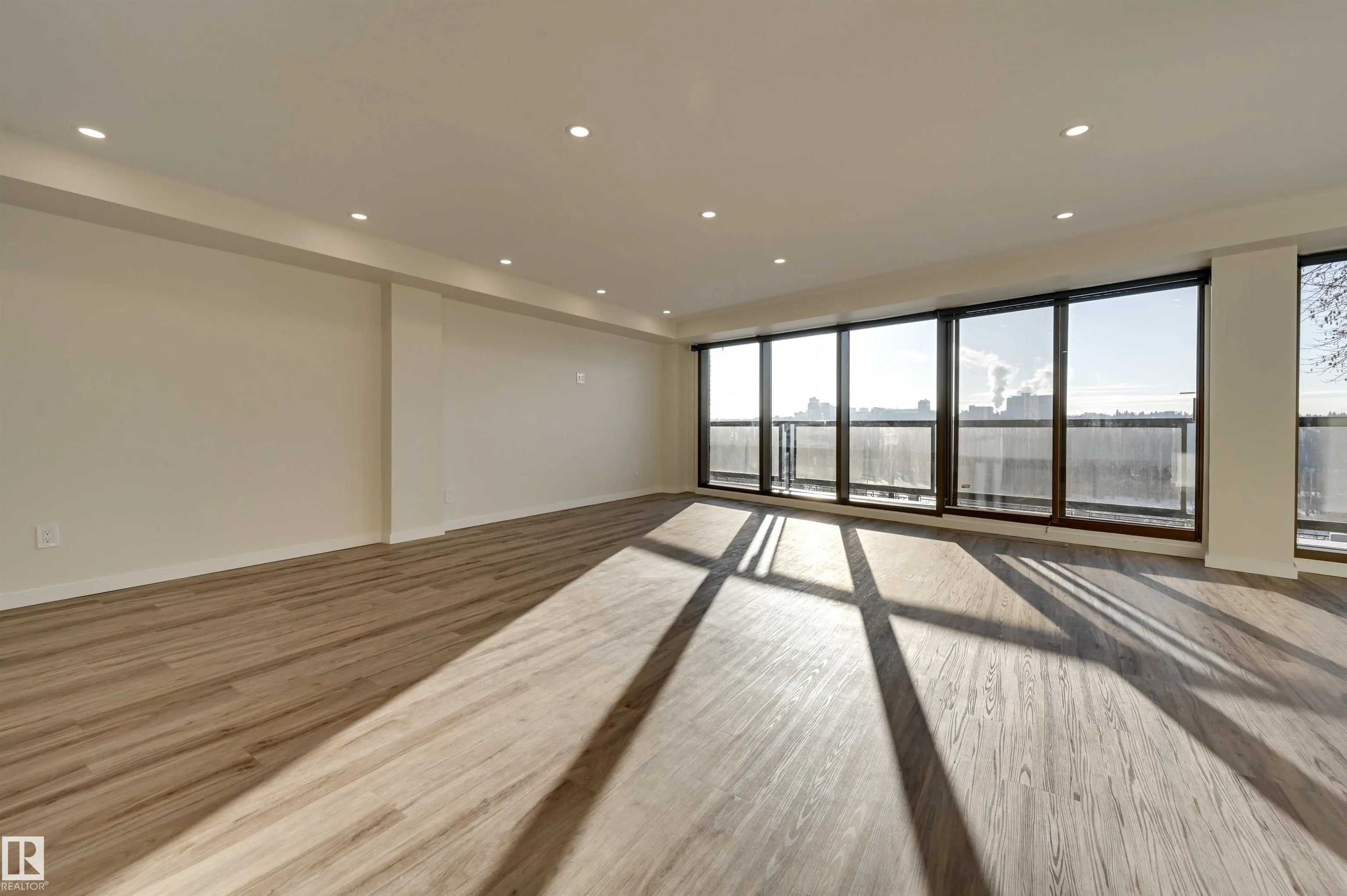 11960 100 Avenue