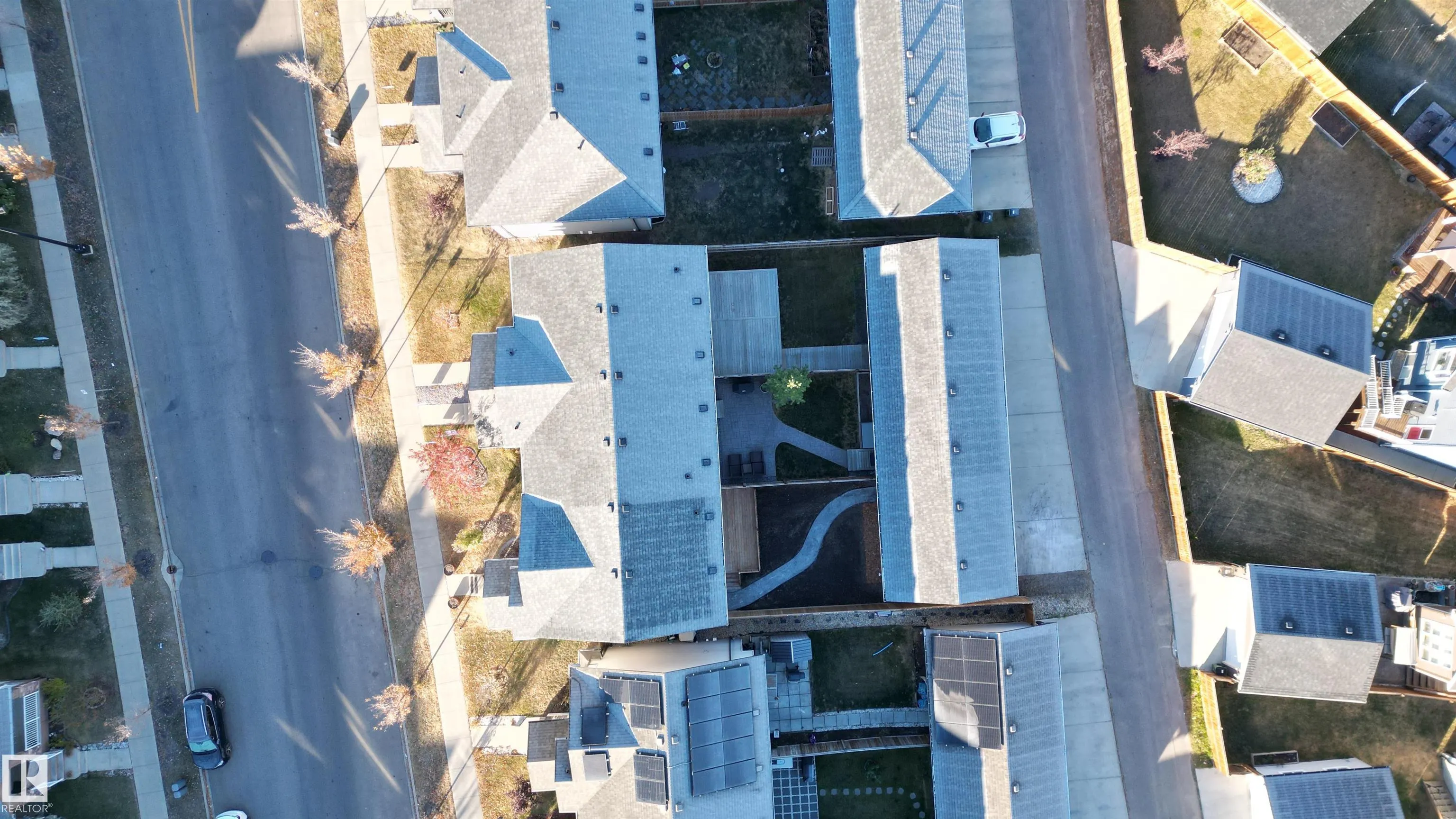 388 ALLARD Boulevard