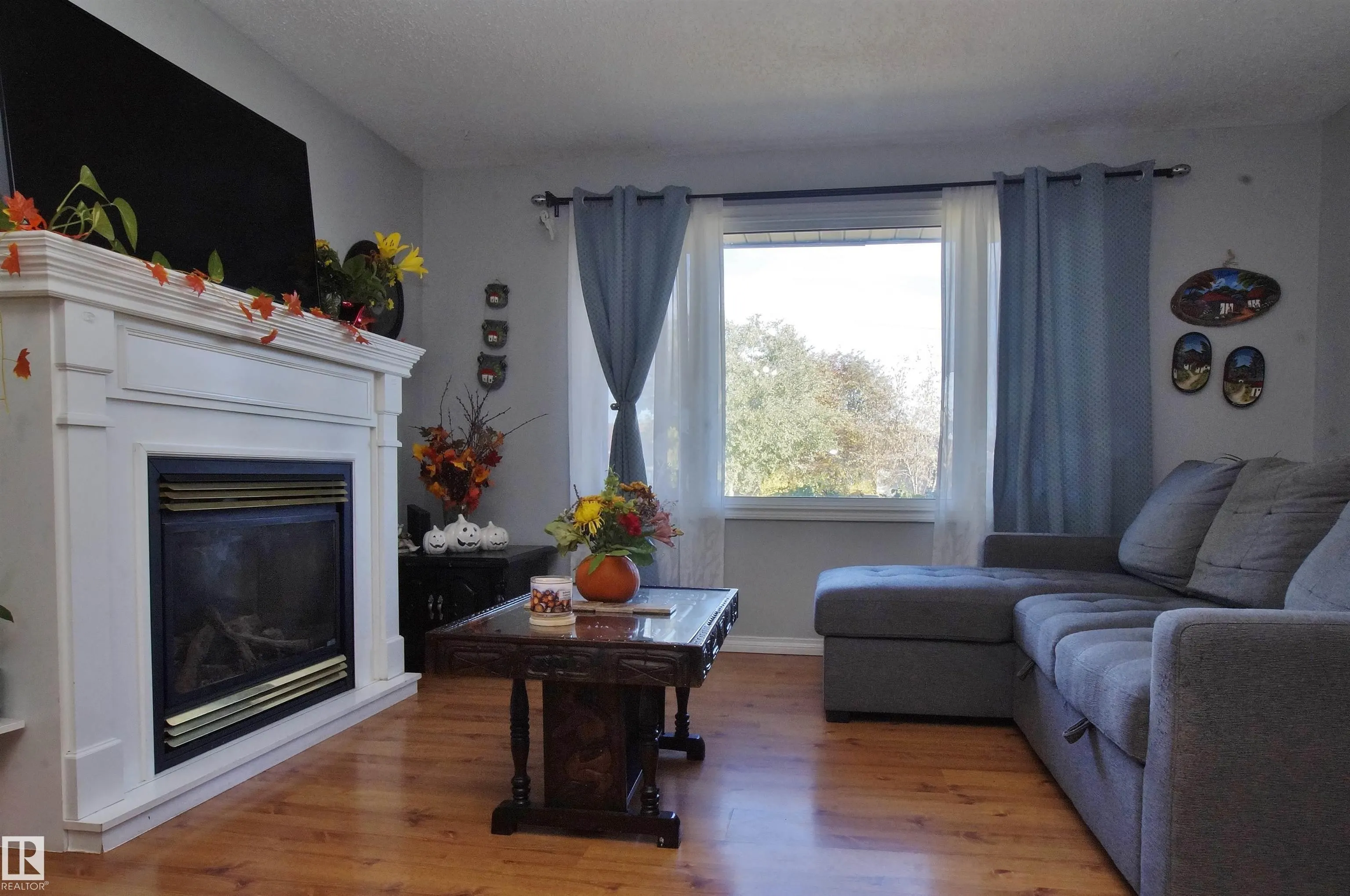 190 CLAREVIEW Road