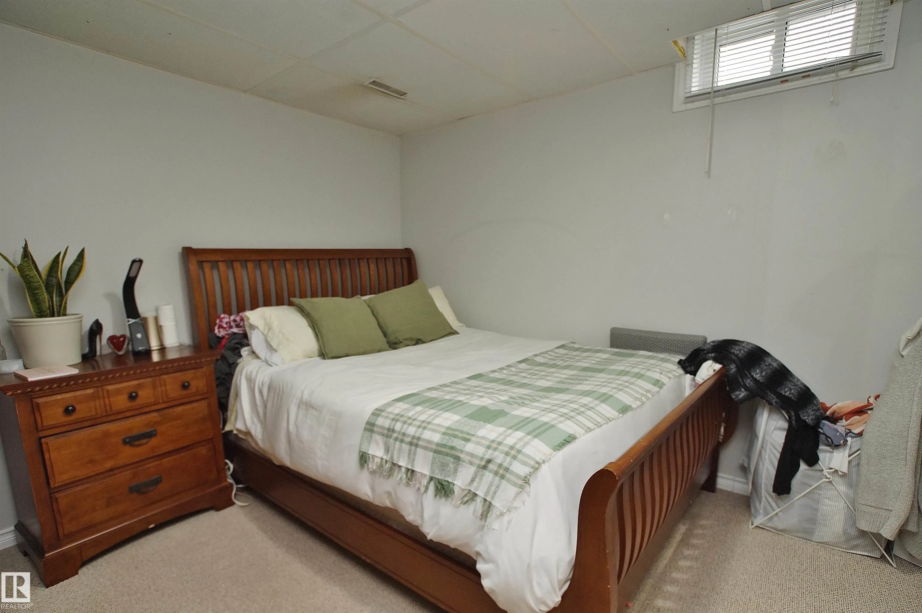 190 CLAREVIEW Road