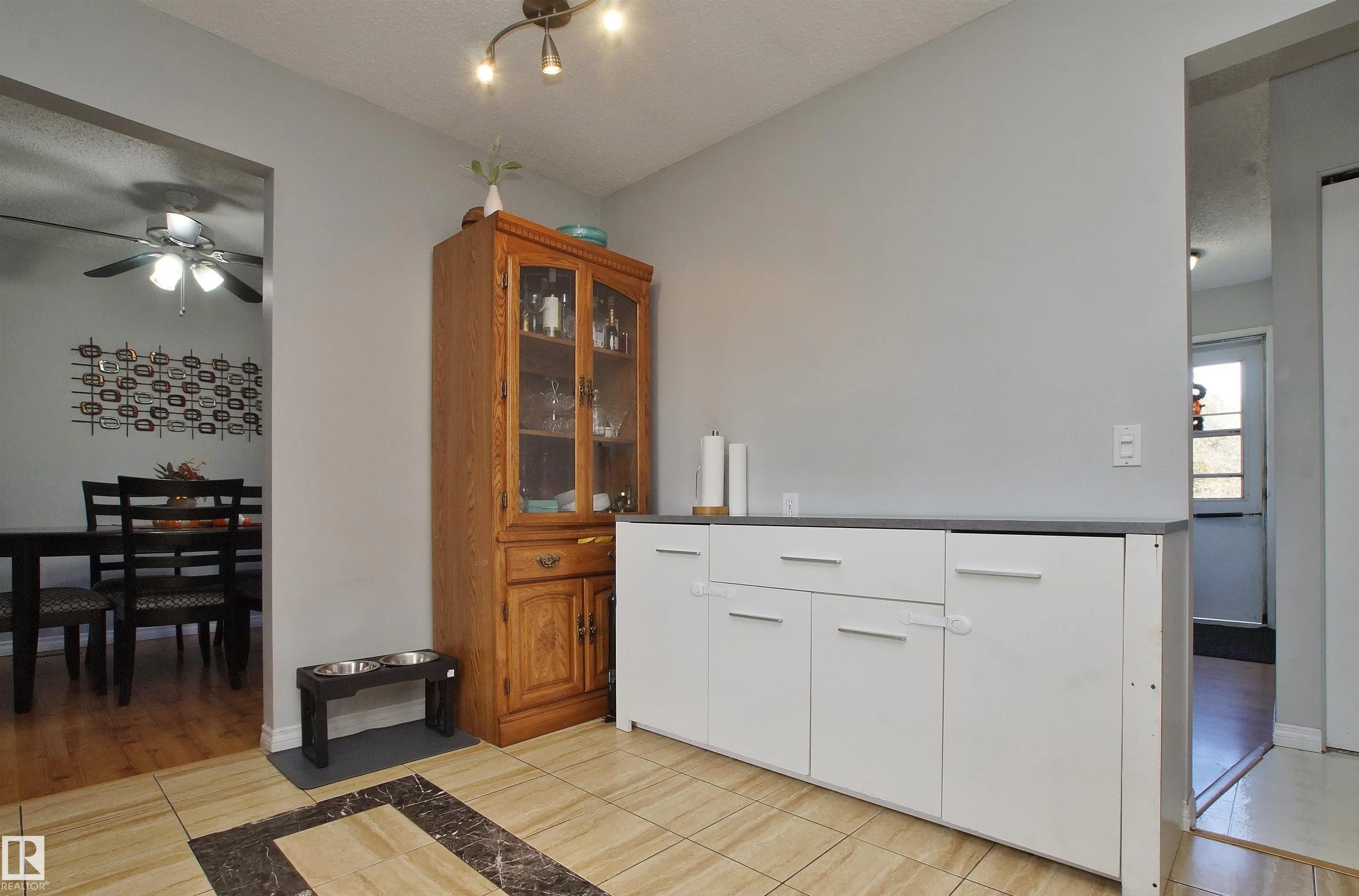 190 CLAREVIEW Road