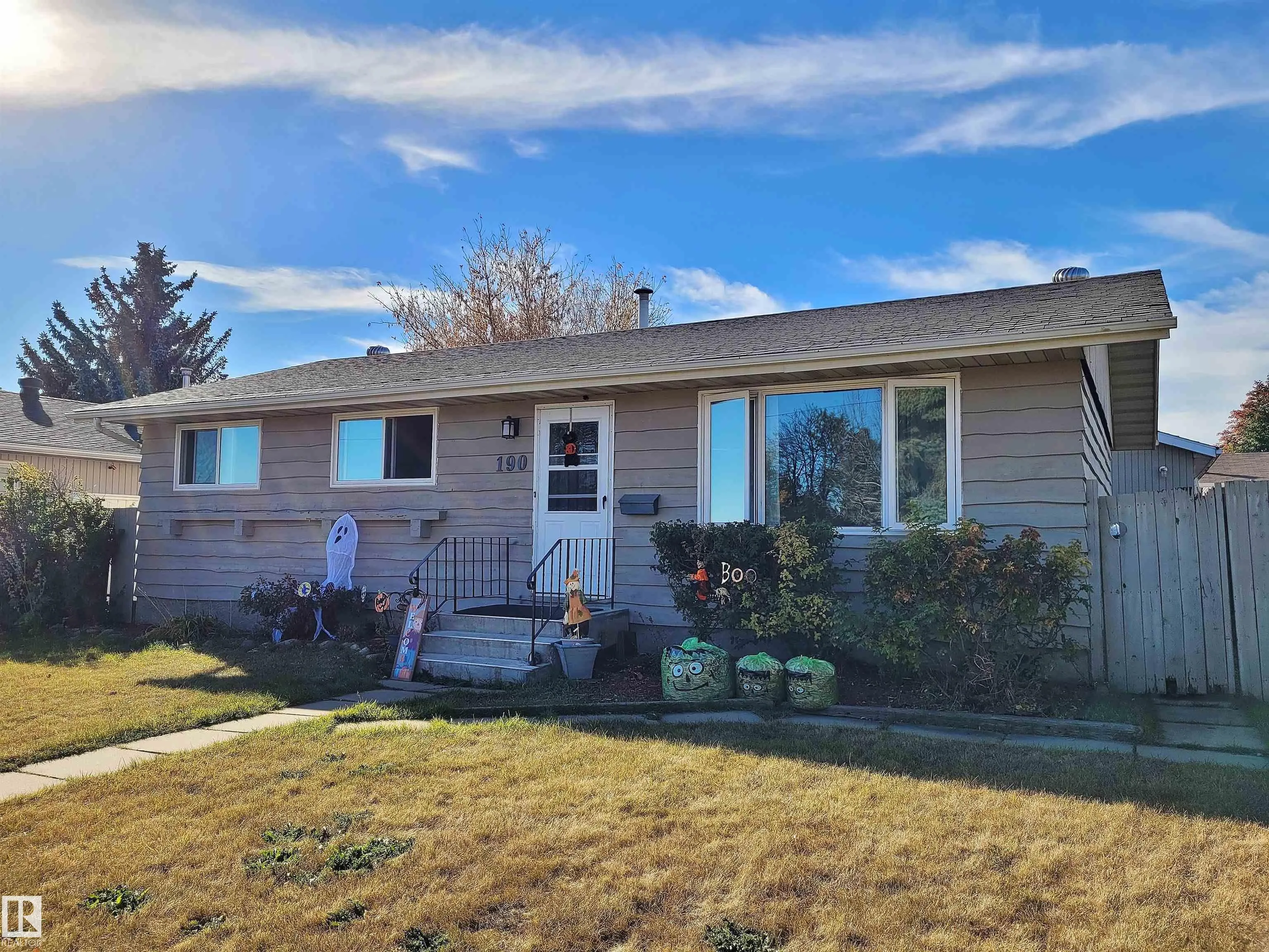 190 CLAREVIEW Road