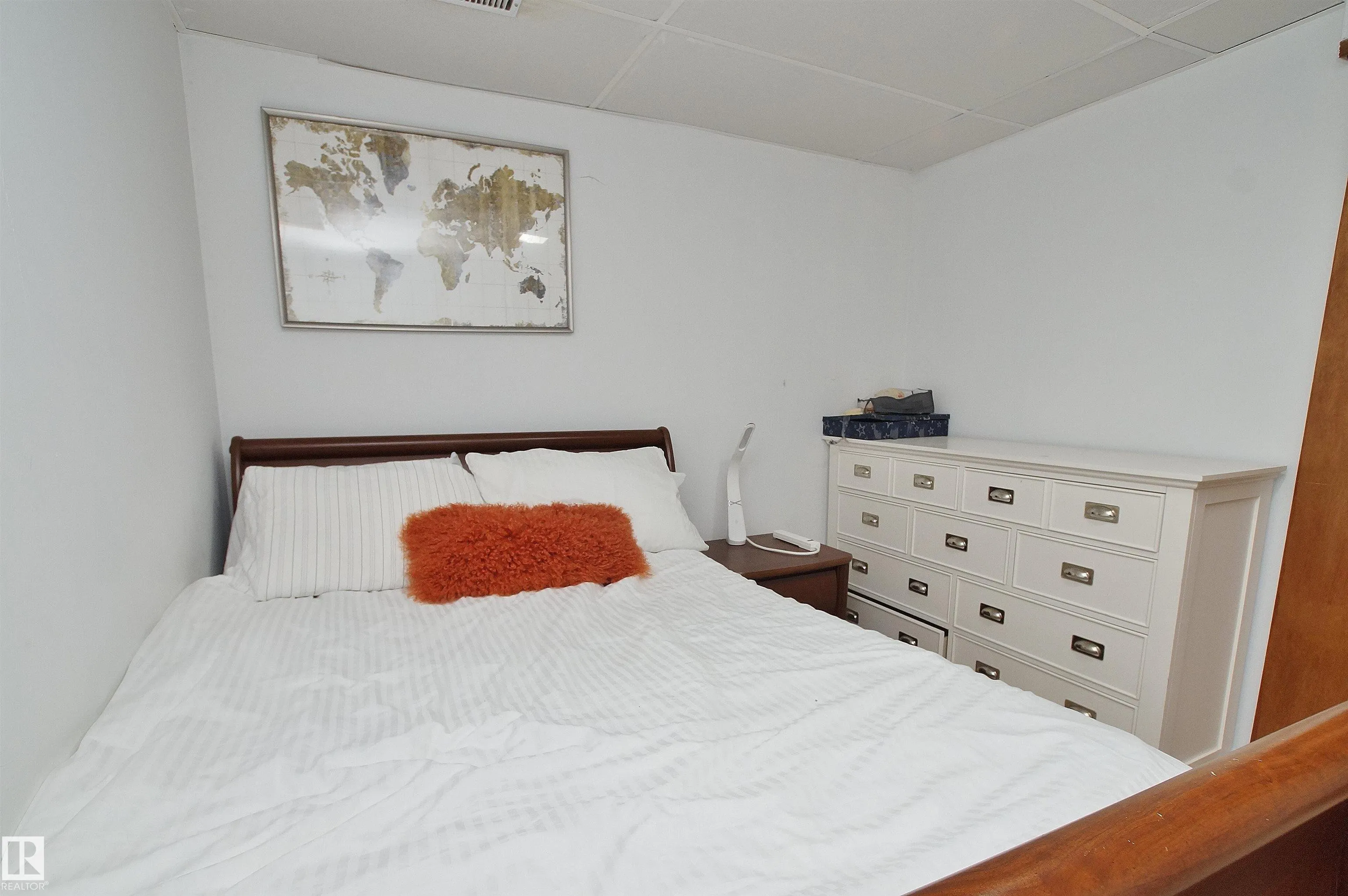 190 CLAREVIEW Road