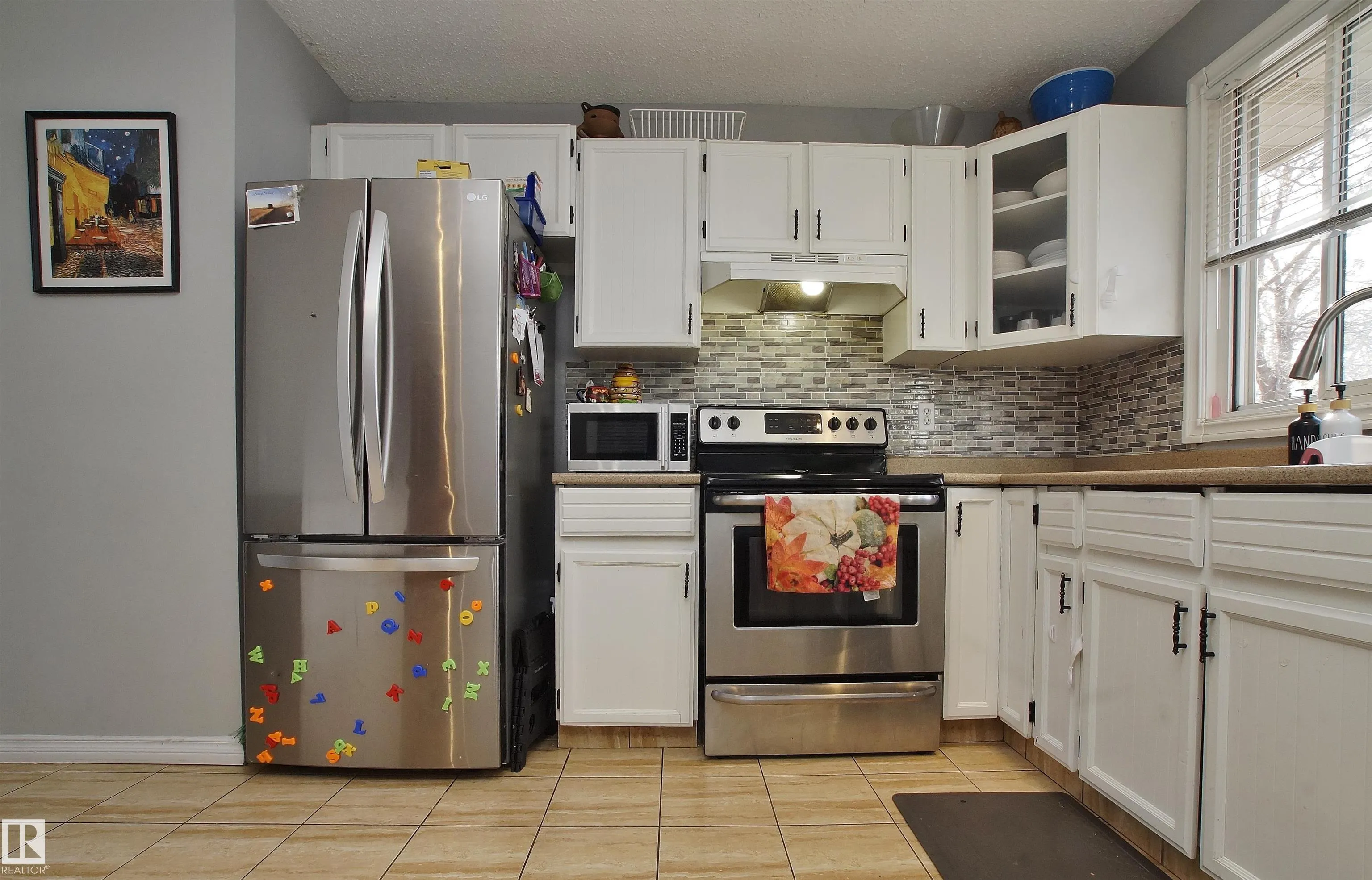 190 CLAREVIEW Road