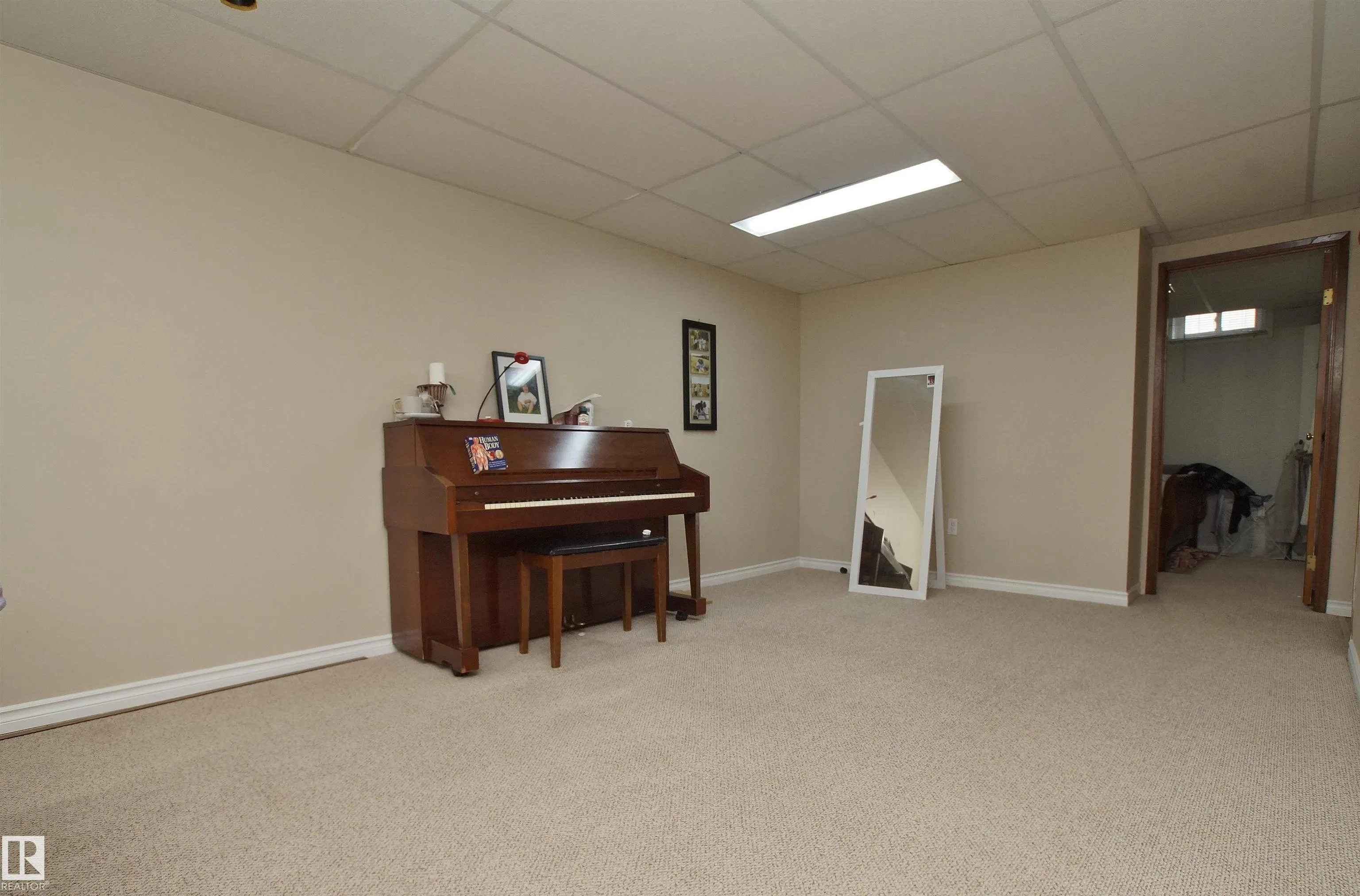 190 CLAREVIEW Road