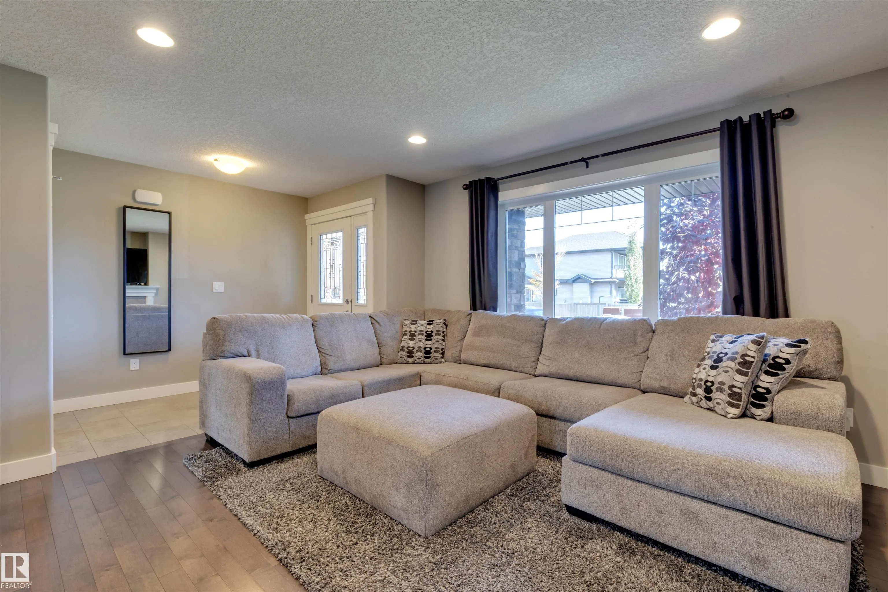 124 ALLARD Way